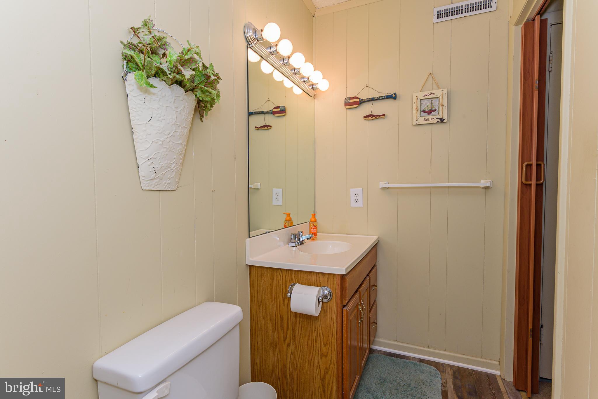 CAINE HARBOR MILE - Residential