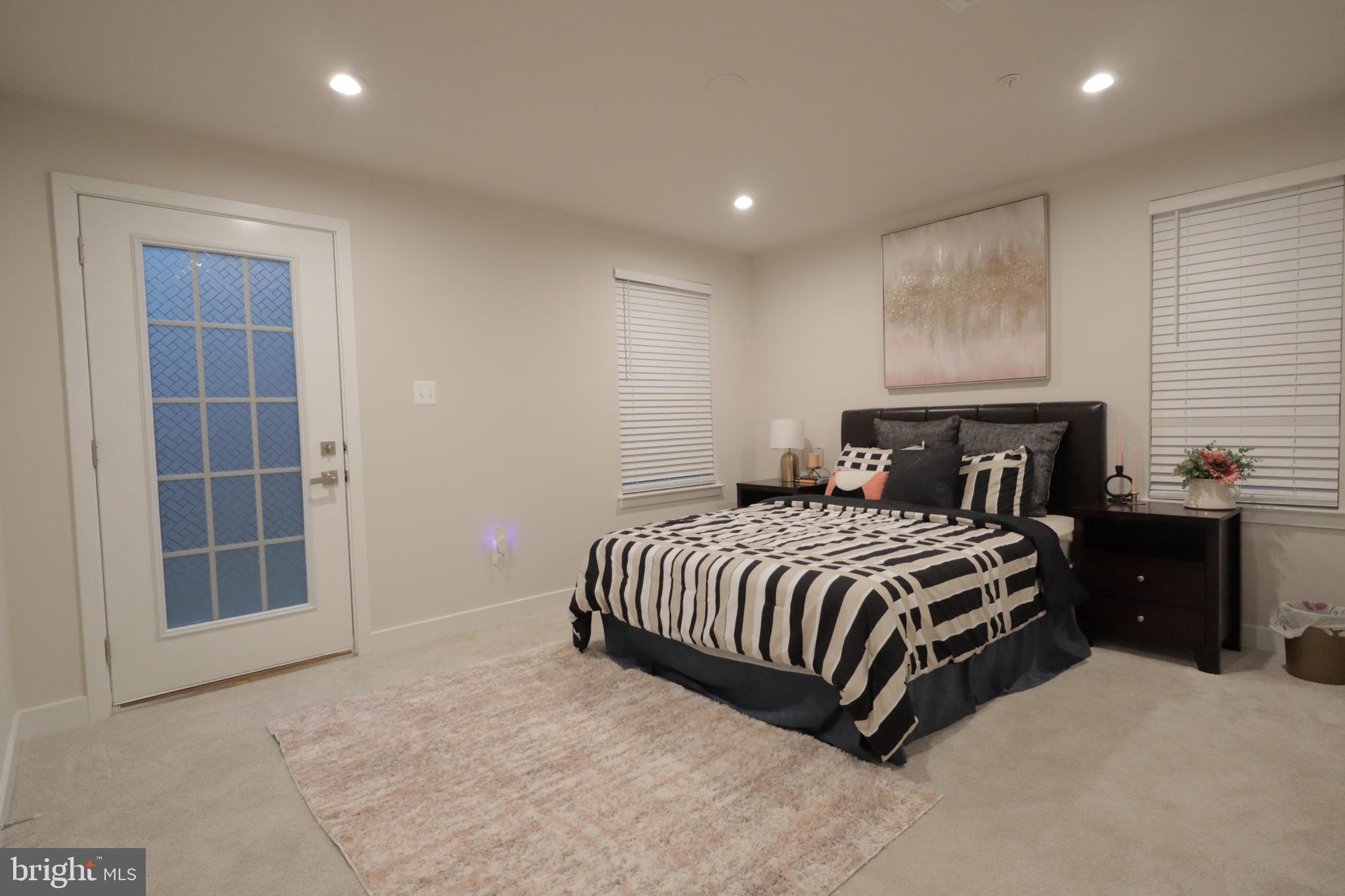 PARKSIDE PRESERVE - Residential Lease