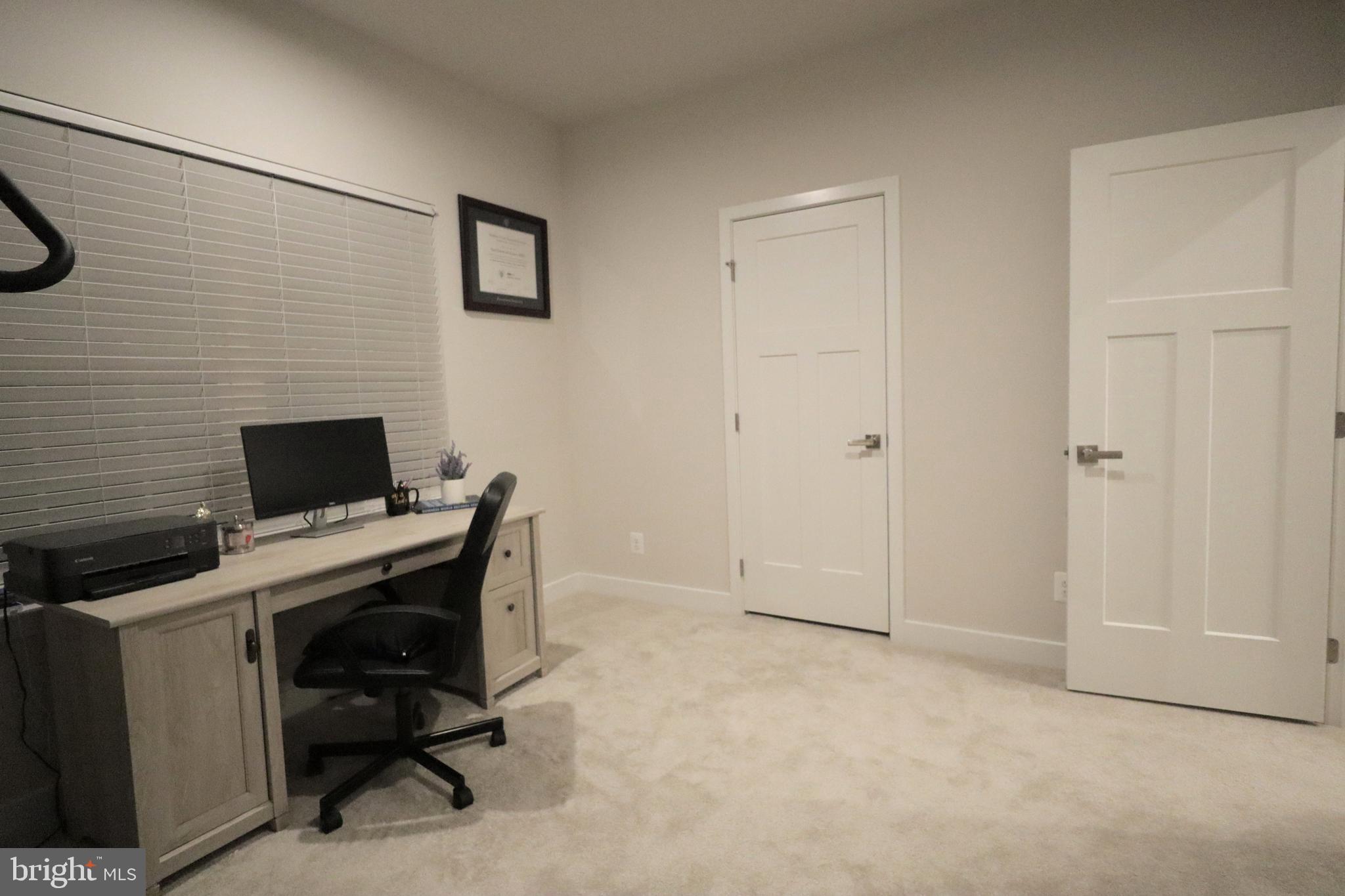 PARKSIDE PRESERVE - Residential Lease