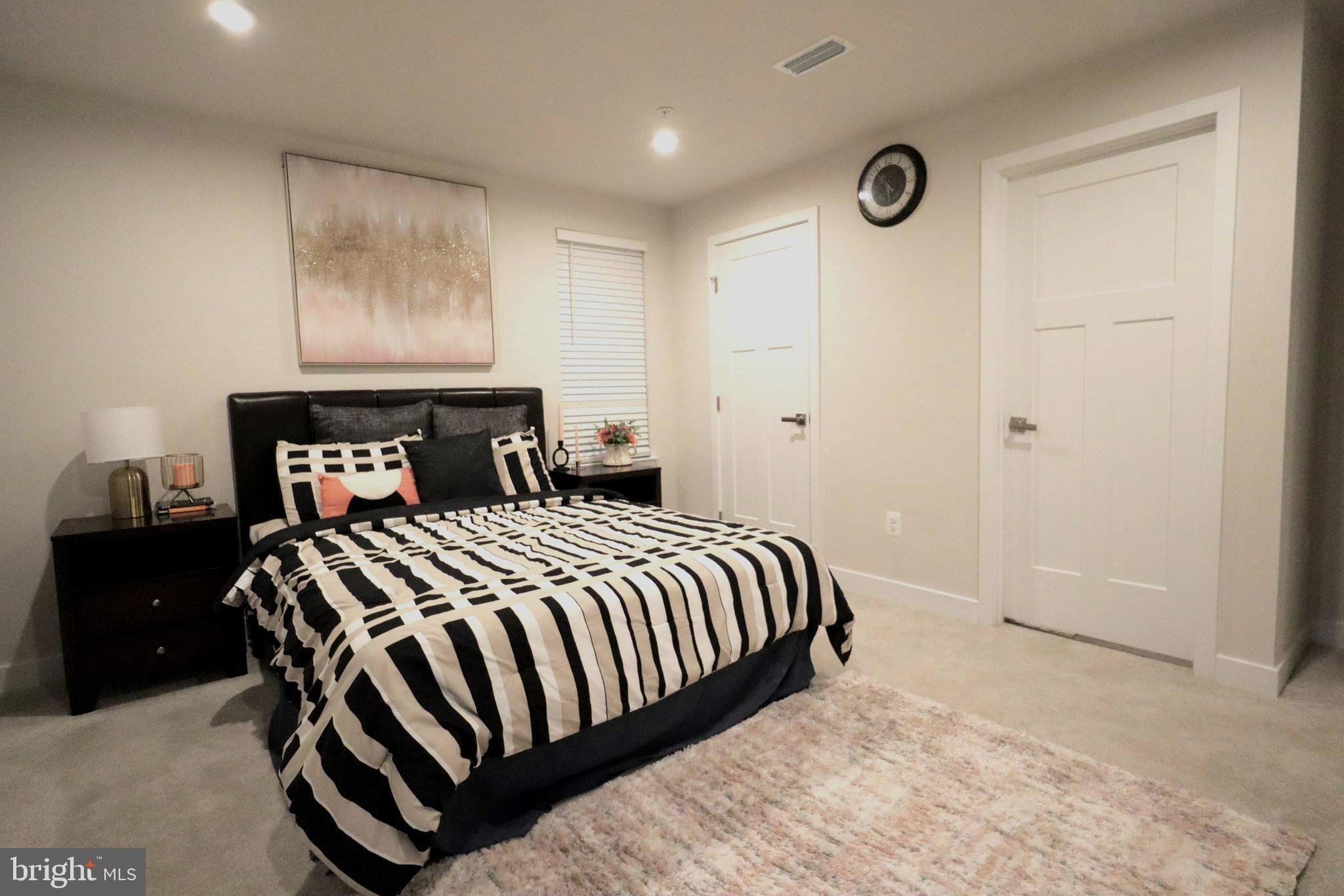 PARKSIDE PRESERVE - Residential Lease