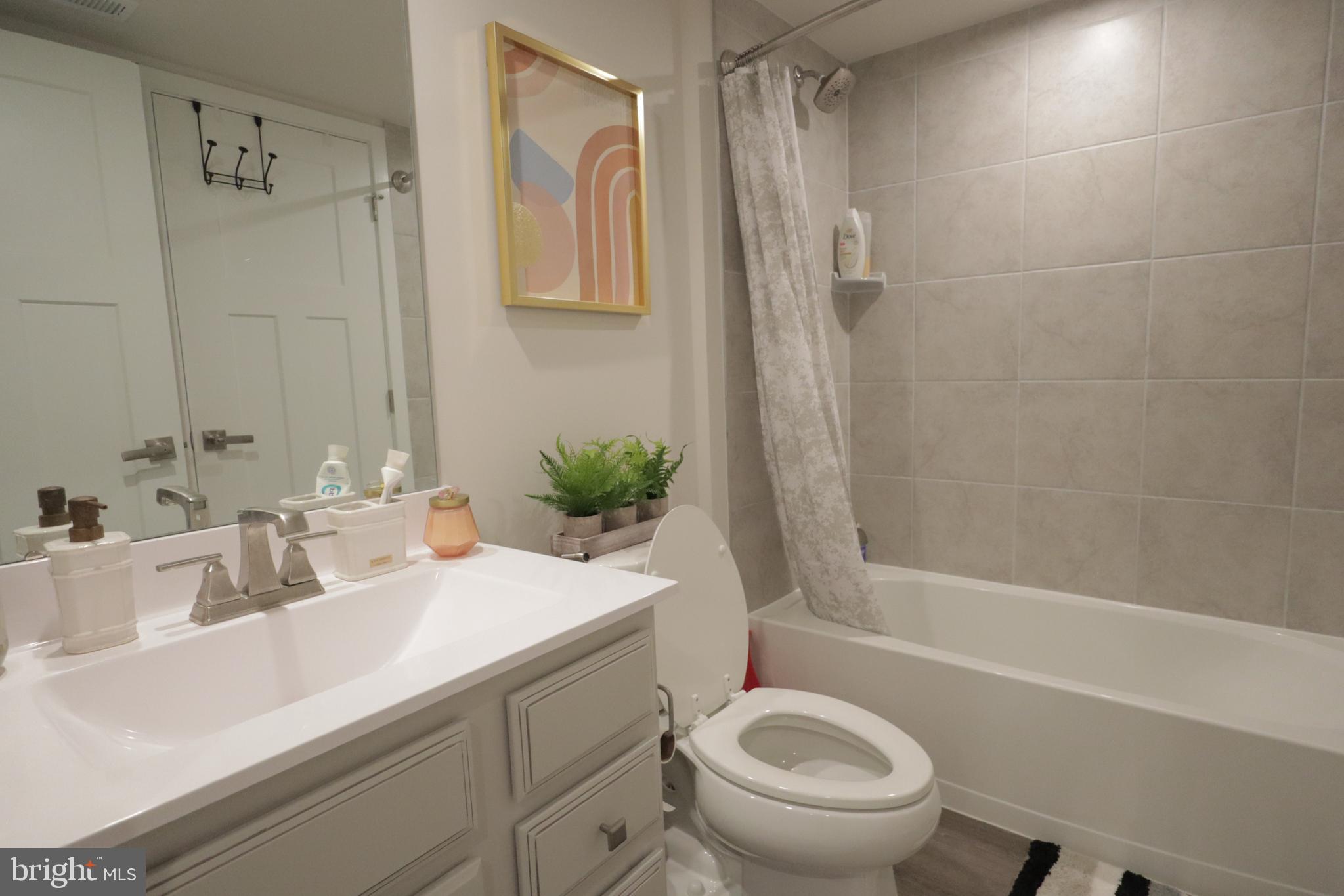 PARKSIDE PRESERVE - Residential Lease