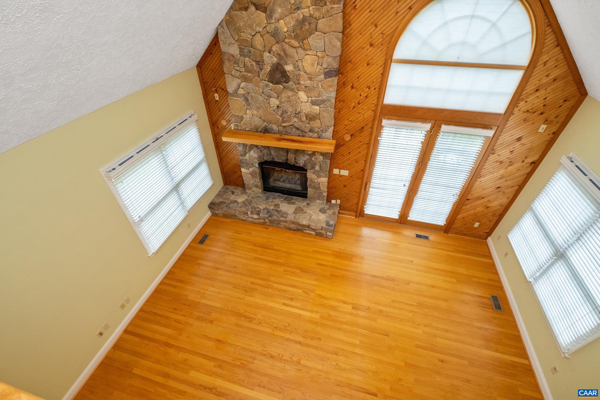 FIELDSTONE - Residential