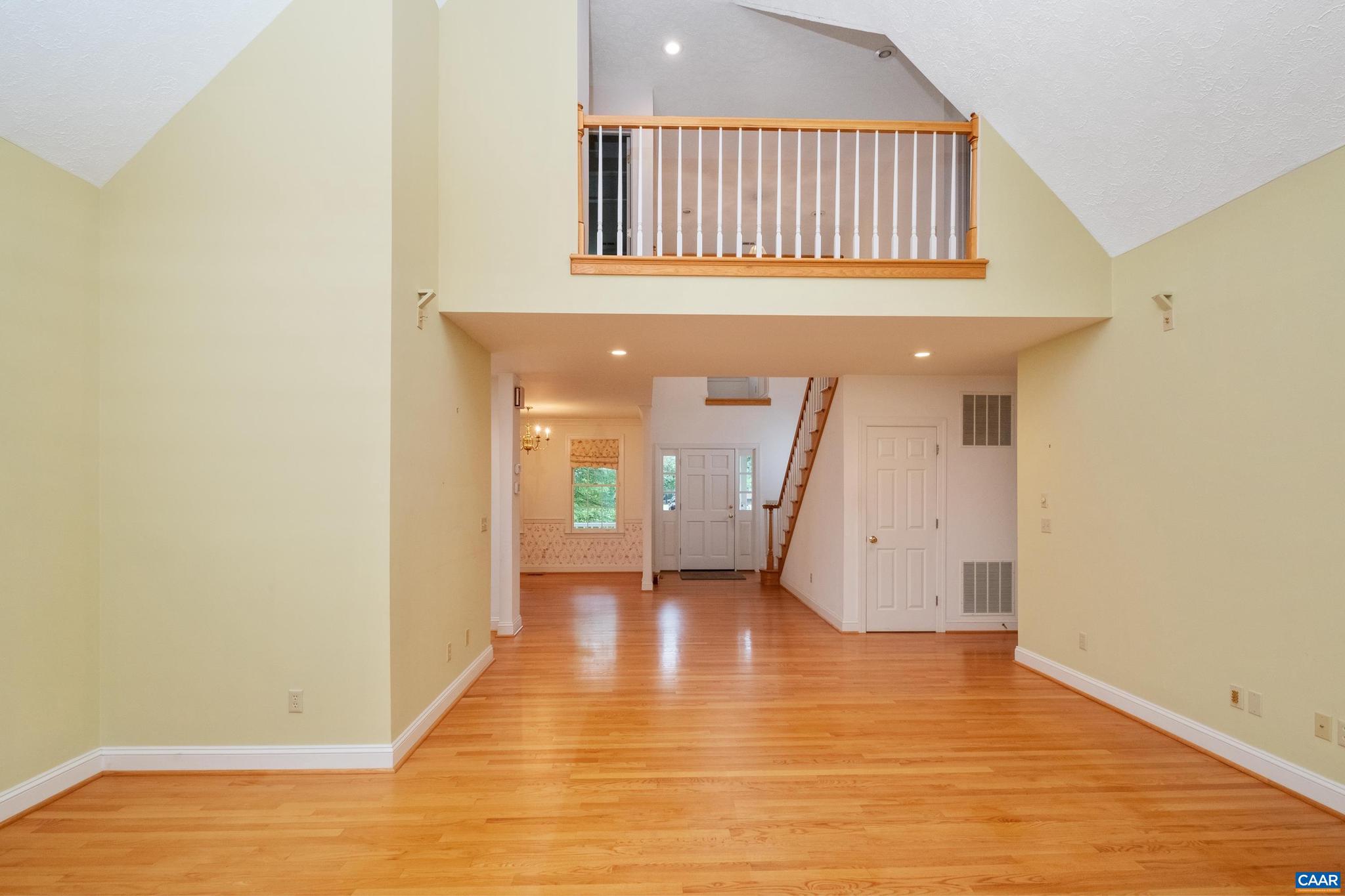 FIELDSTONE - Residential