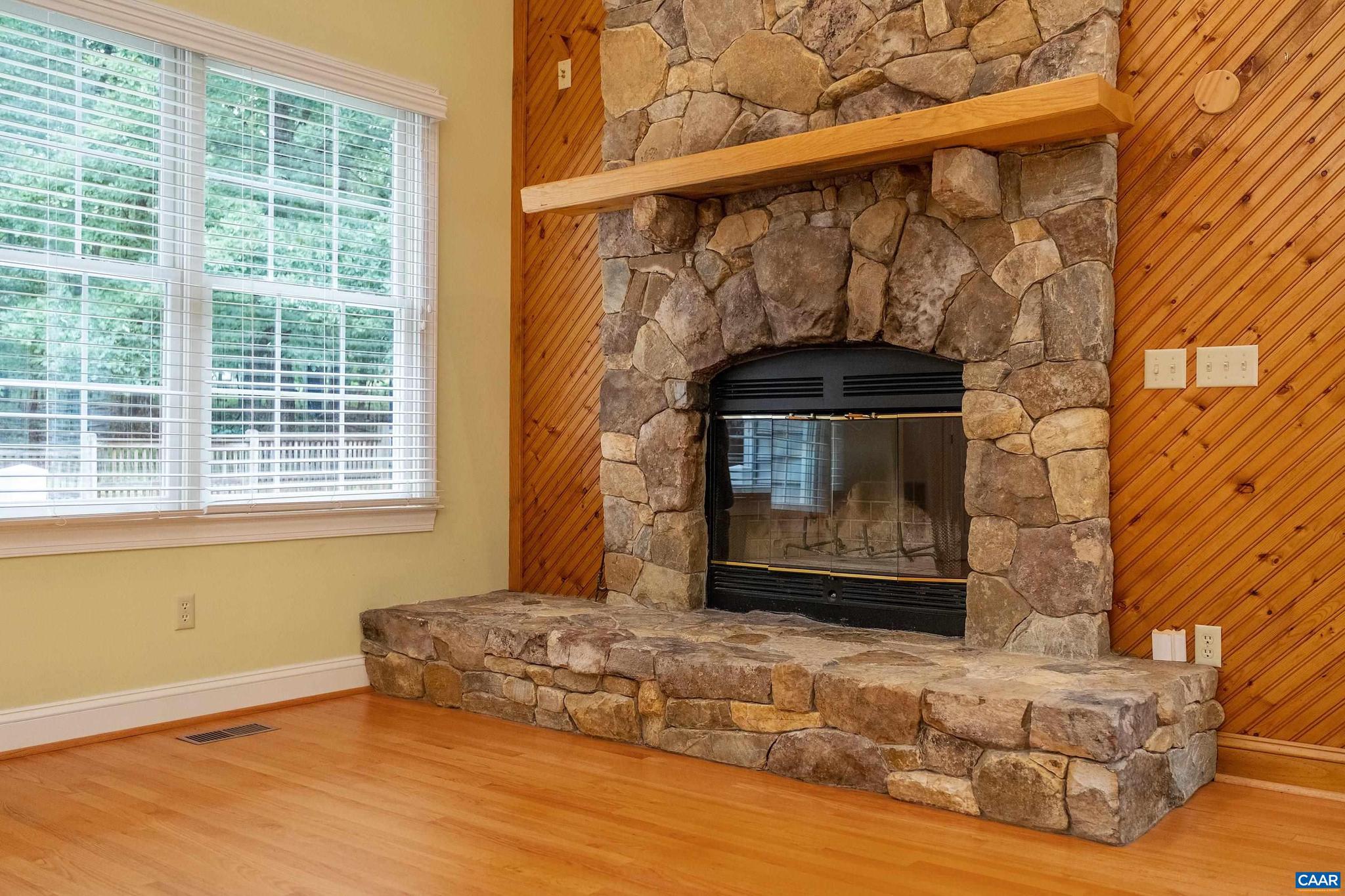 FIELDSTONE - Residential