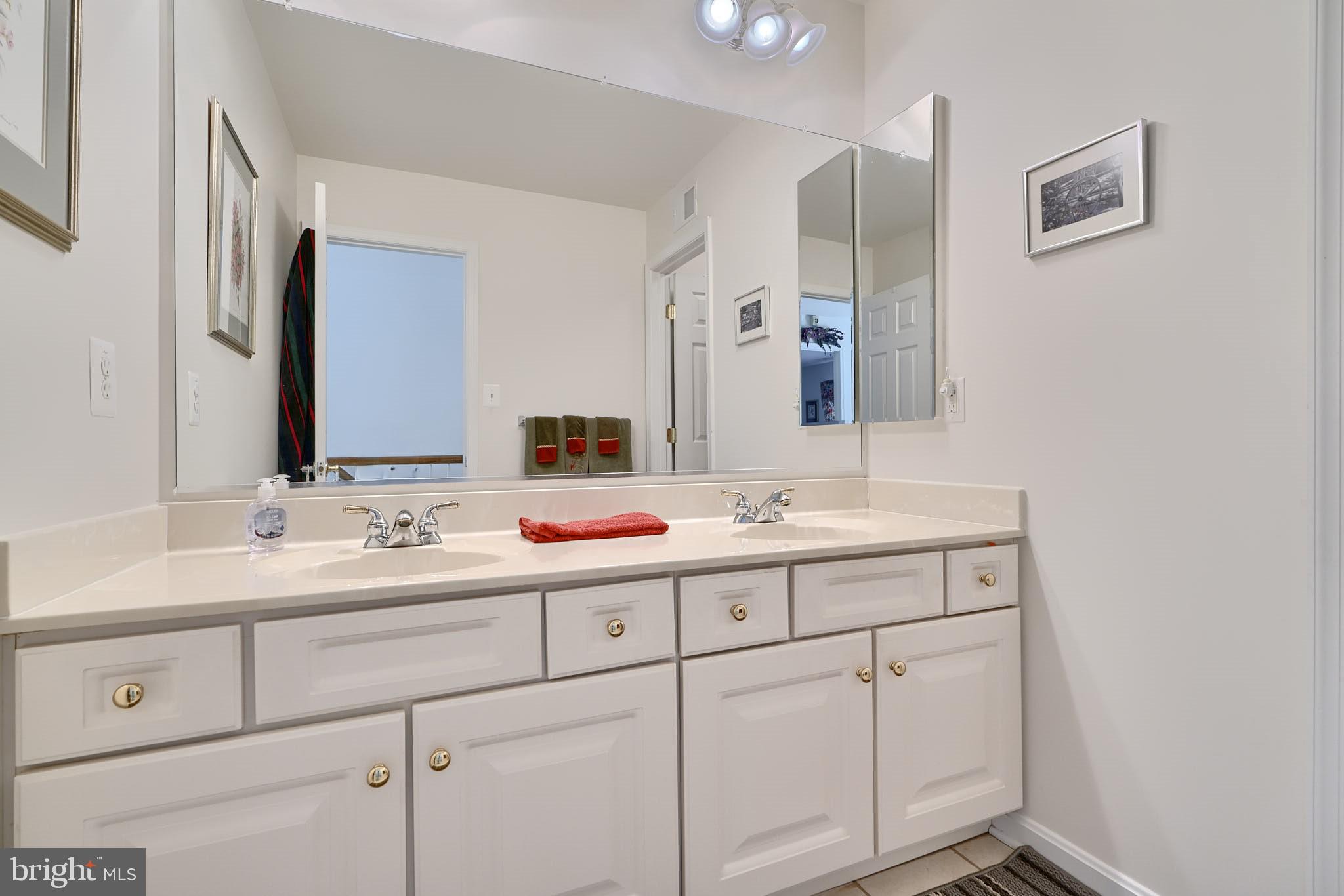 FALLSTON VALLEY FARMS - Residential