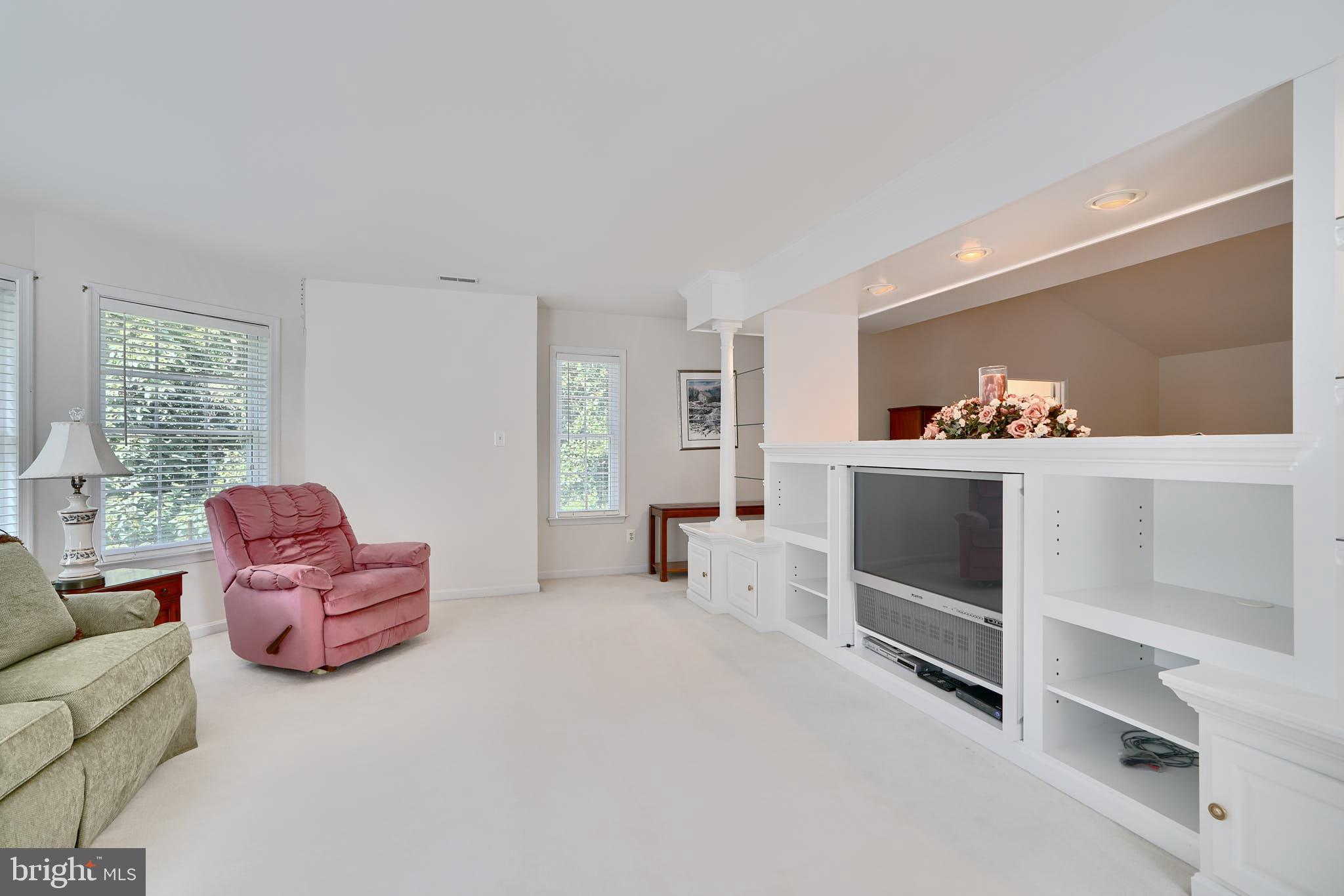 FALLSTON VALLEY FARMS - Residential