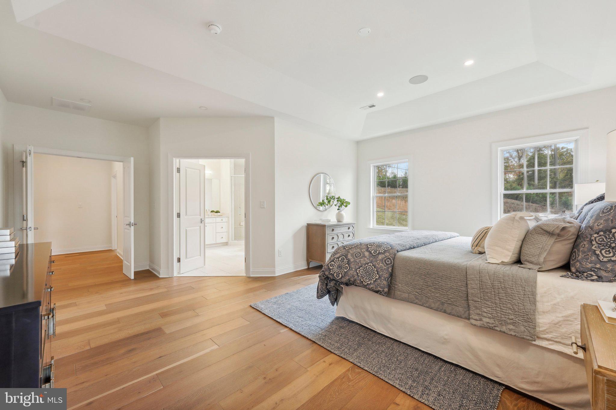 VILLAGE OF FOUR SEASONS - Residential