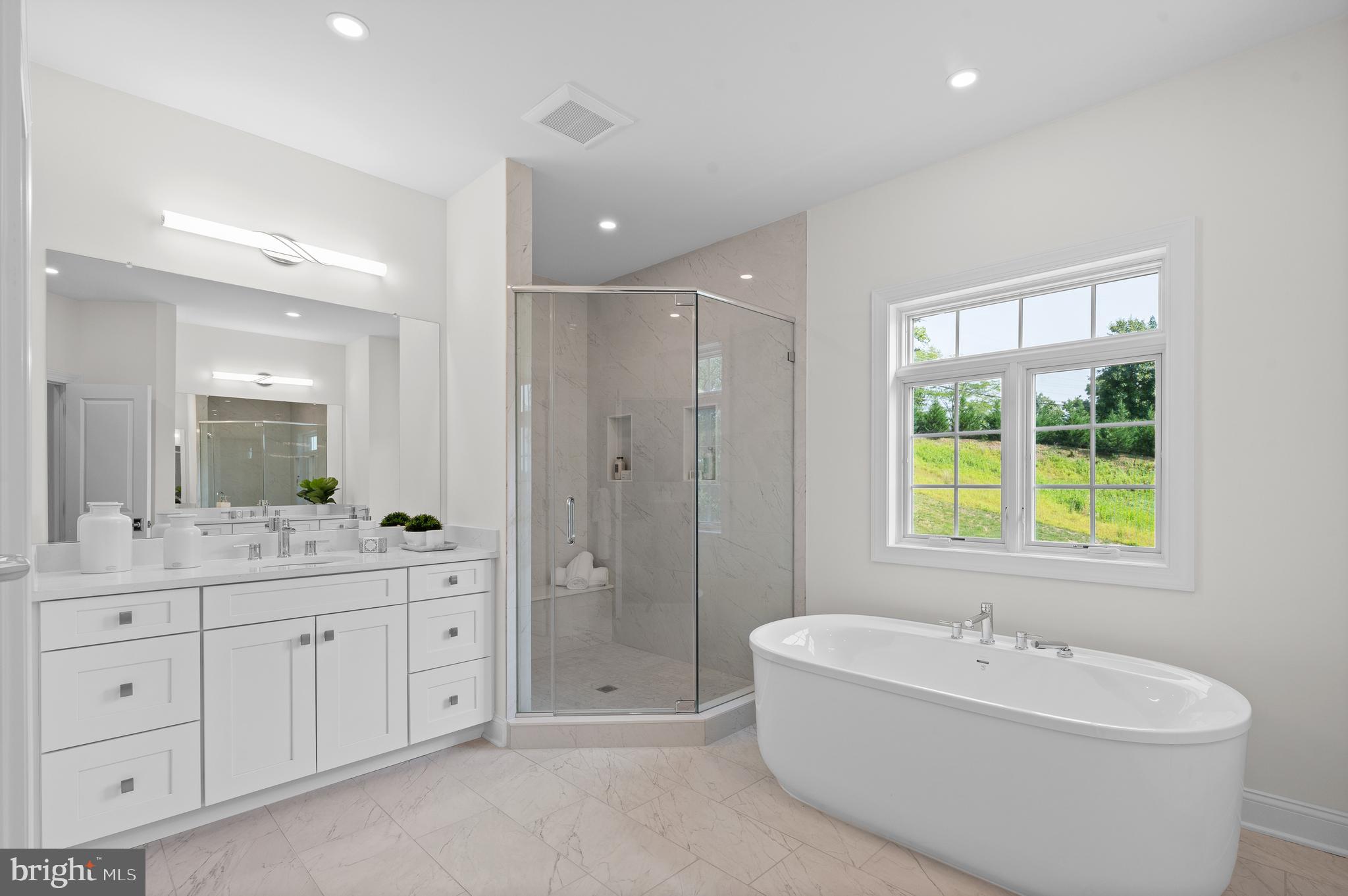 VILLAGE OF FOUR SEASONS - Residential