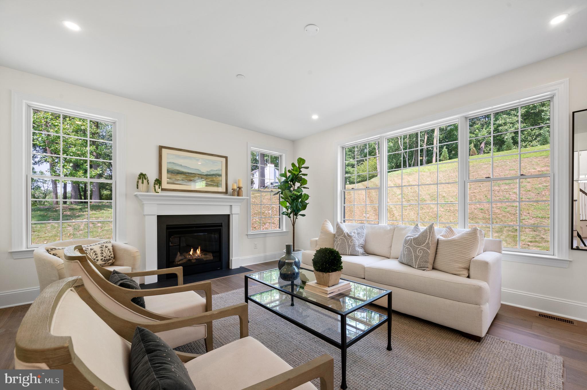 VILLAGE OF FOUR SEASONS - Residential