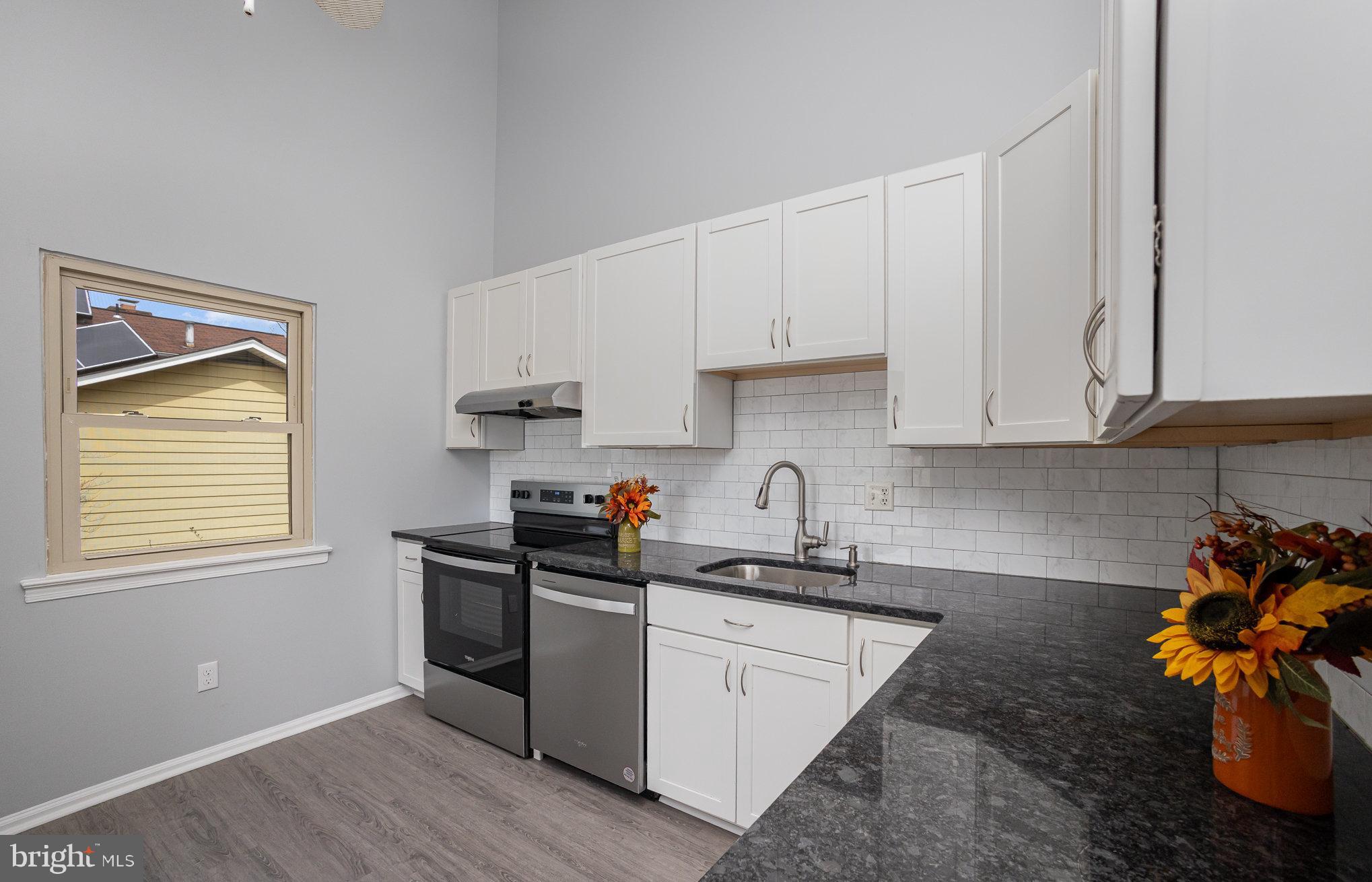 HIGHLAND PARK - Residential