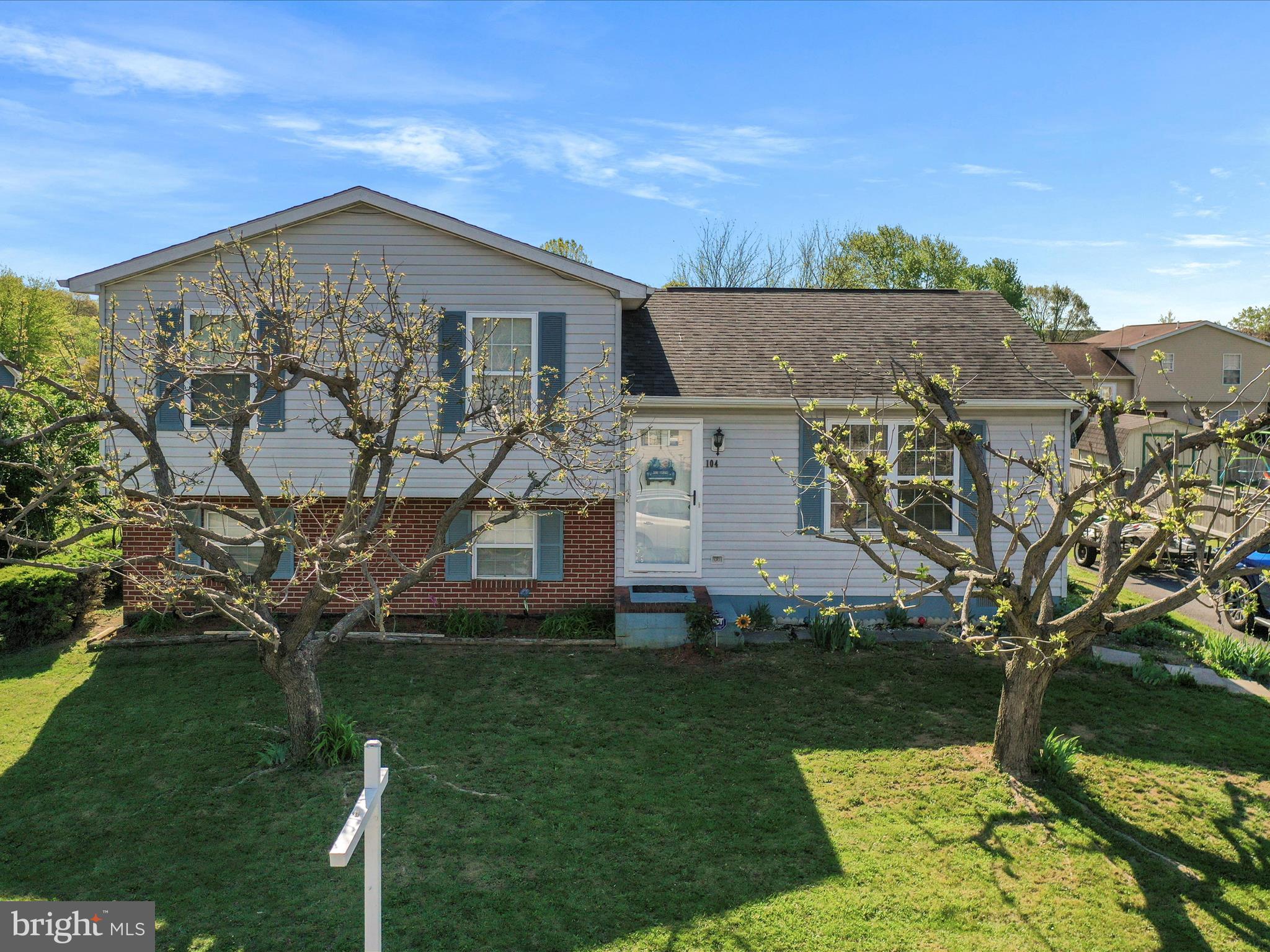 SPRINGFIELD VILLAGE - Residential