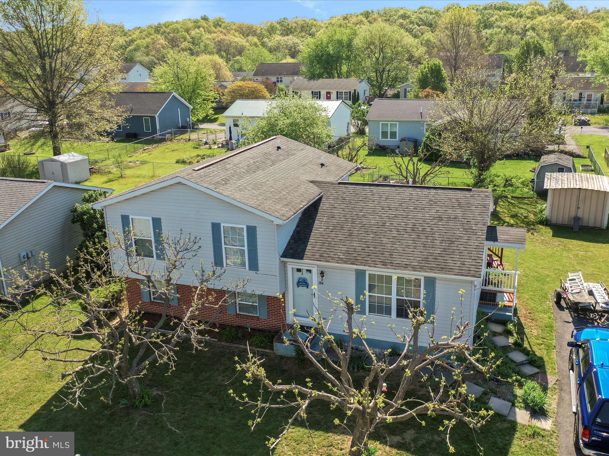 SPRINGFIELD VILLAGE - Residential