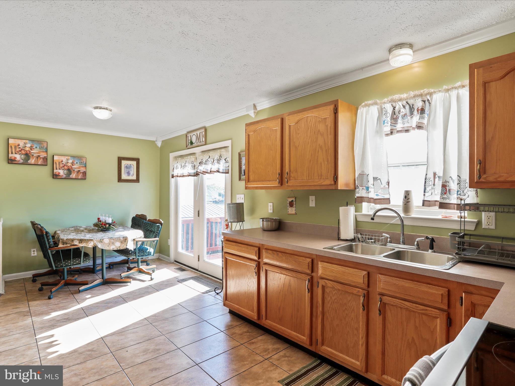 SPRINGFIELD VILLAGE - Residential