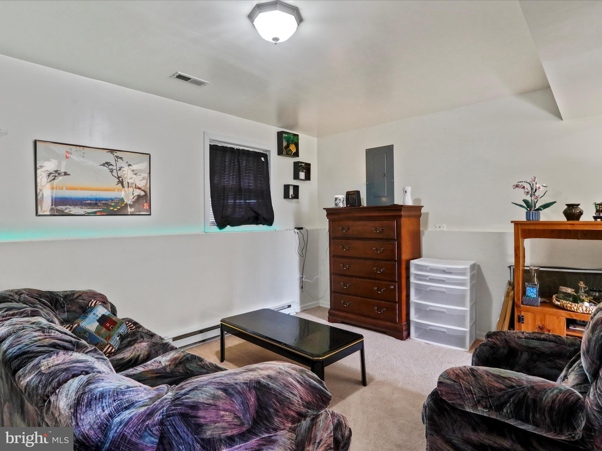 SPRINGFIELD VILLAGE - Residential