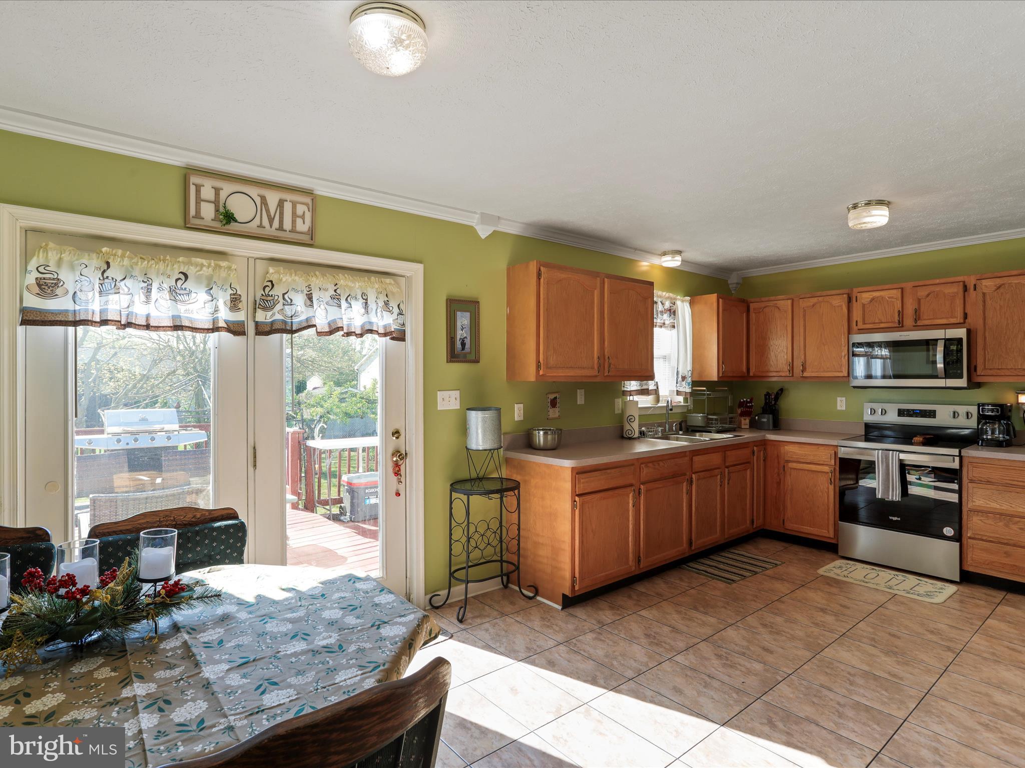 SPRINGFIELD VILLAGE - Residential