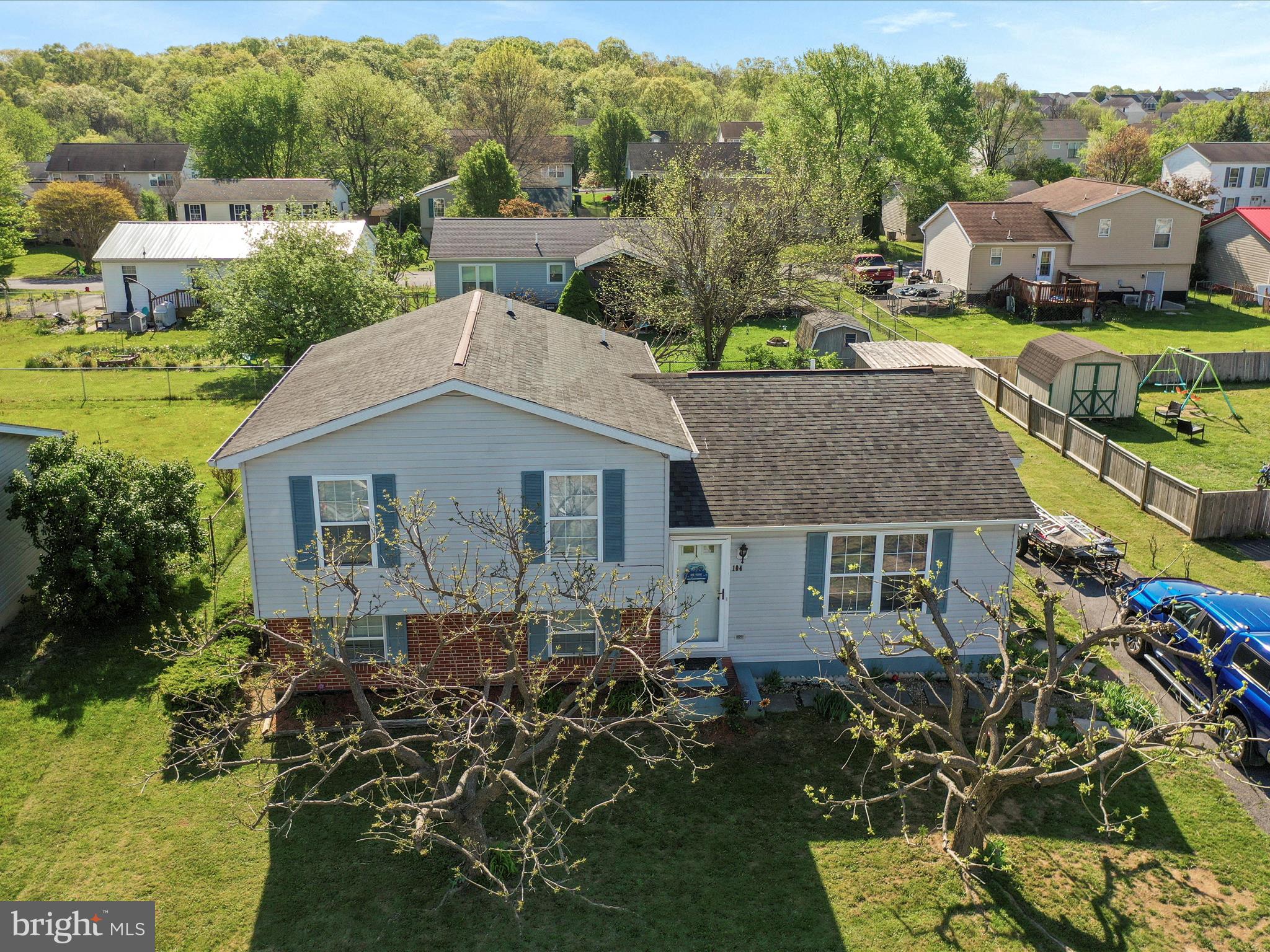 SPRINGFIELD VILLAGE - Residential