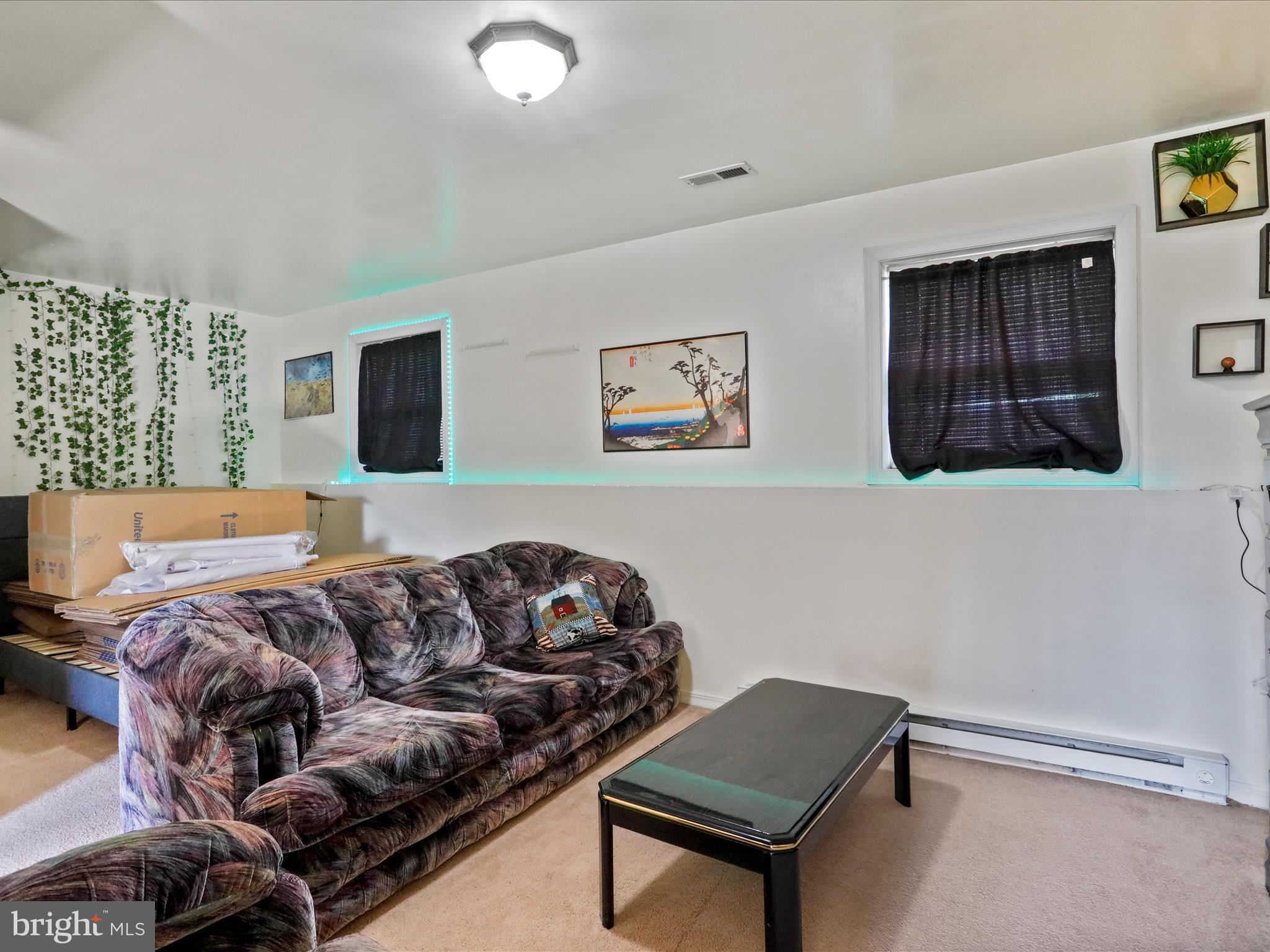 SPRINGFIELD VILLAGE - Residential