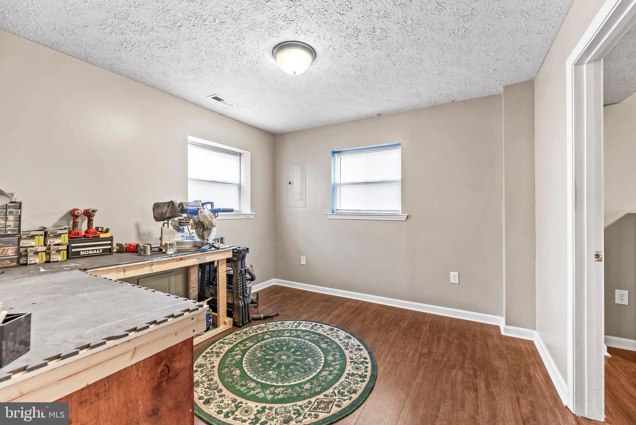 SPRING VALLEY - Residential