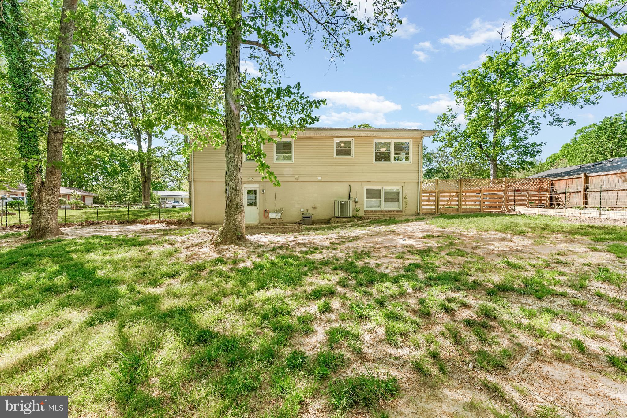 SPRING VALLEY - Residential