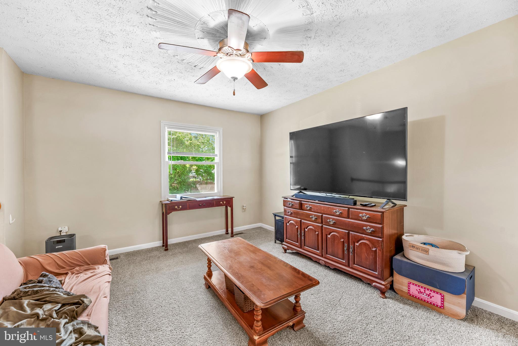 SPRING VALLEY - Residential