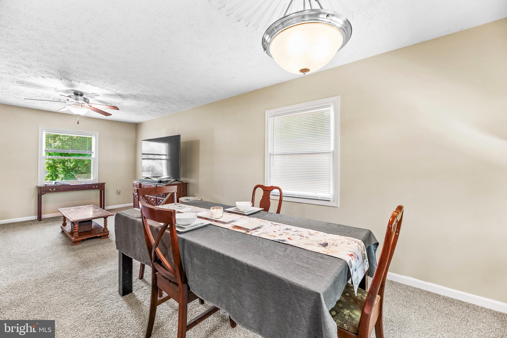 SPRING VALLEY - Residential