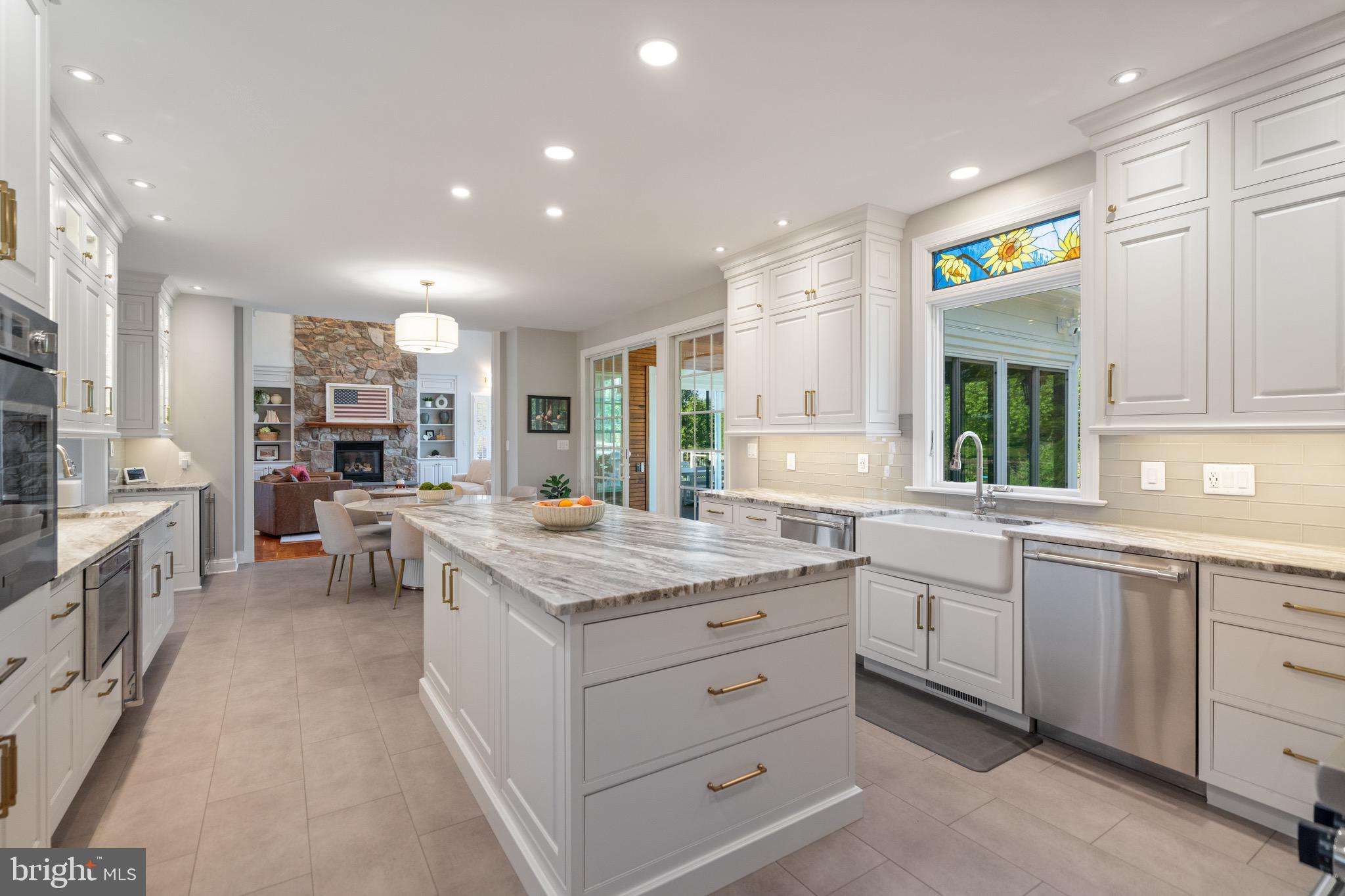 PEACOCK - Residential