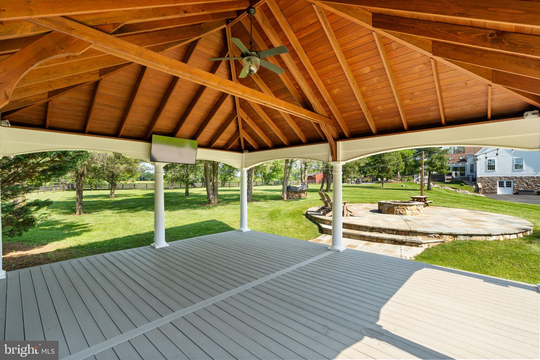 PEACOCK - Residential