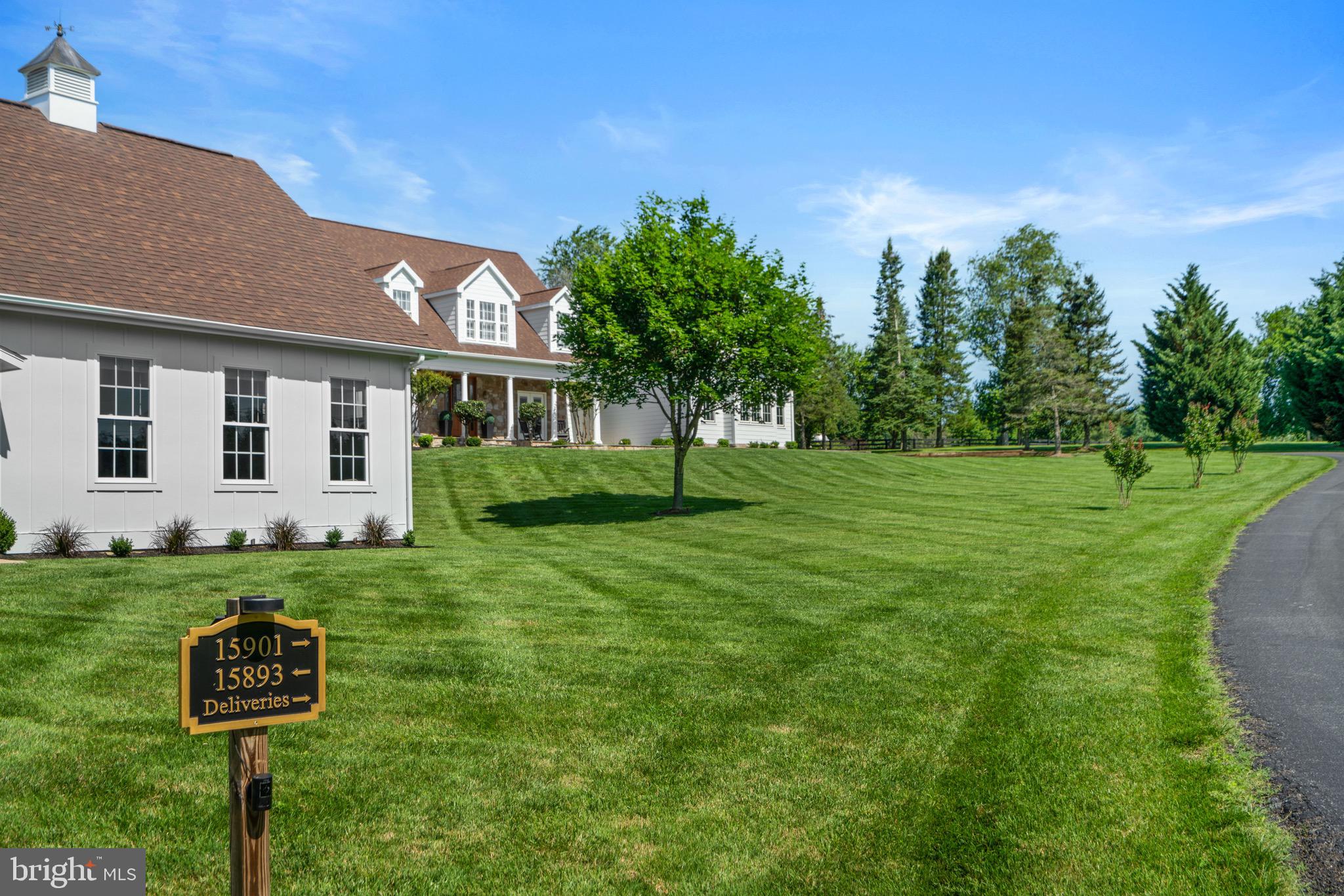 PEACOCK - Residential