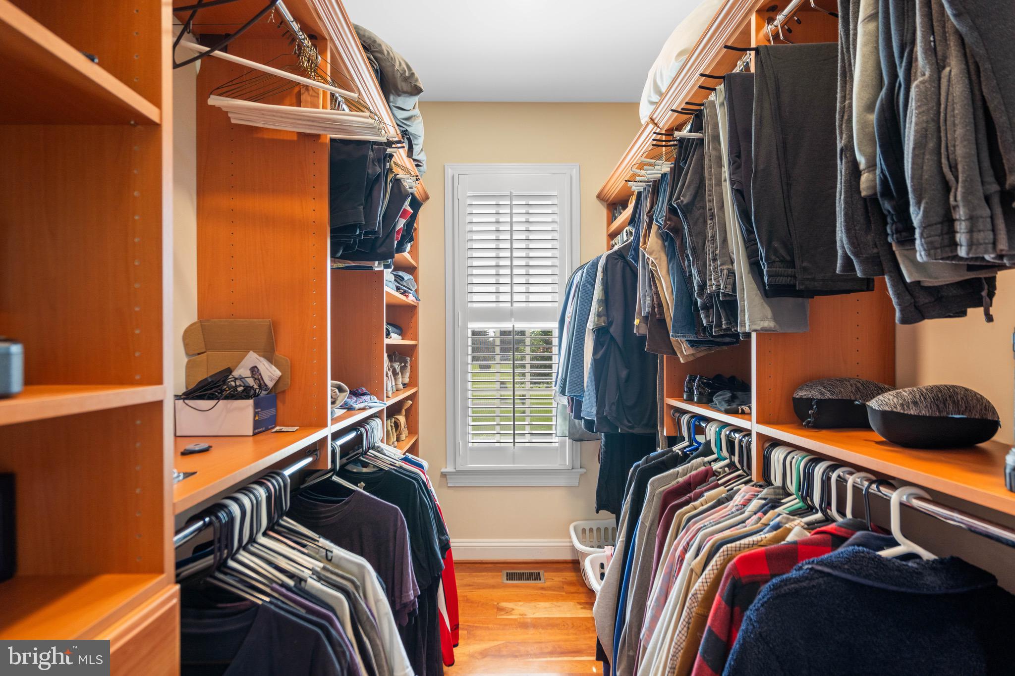 PEACOCK - Residential