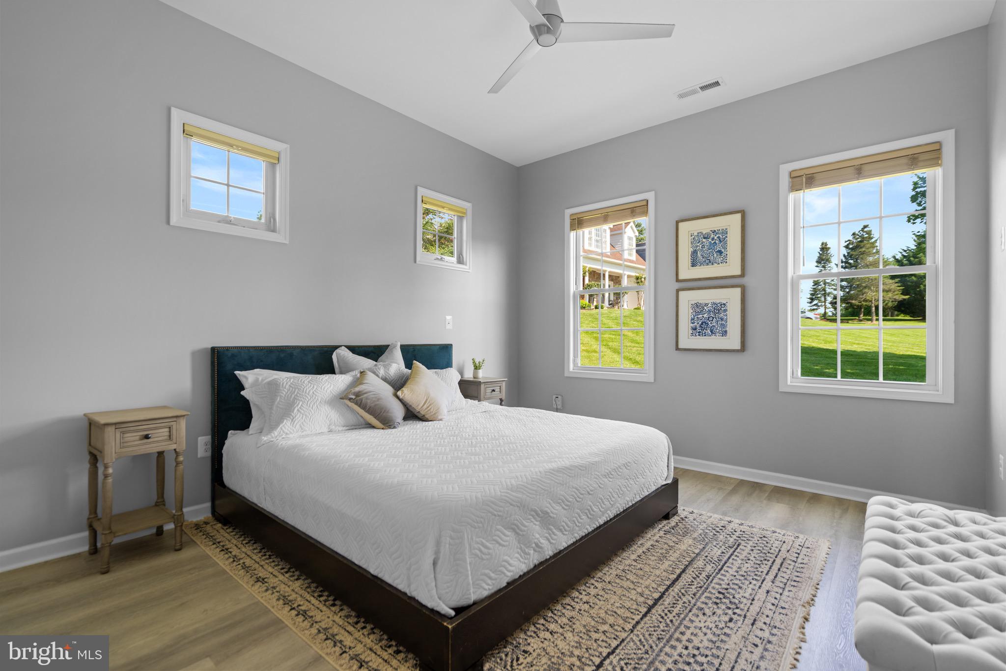 PEACOCK - Residential