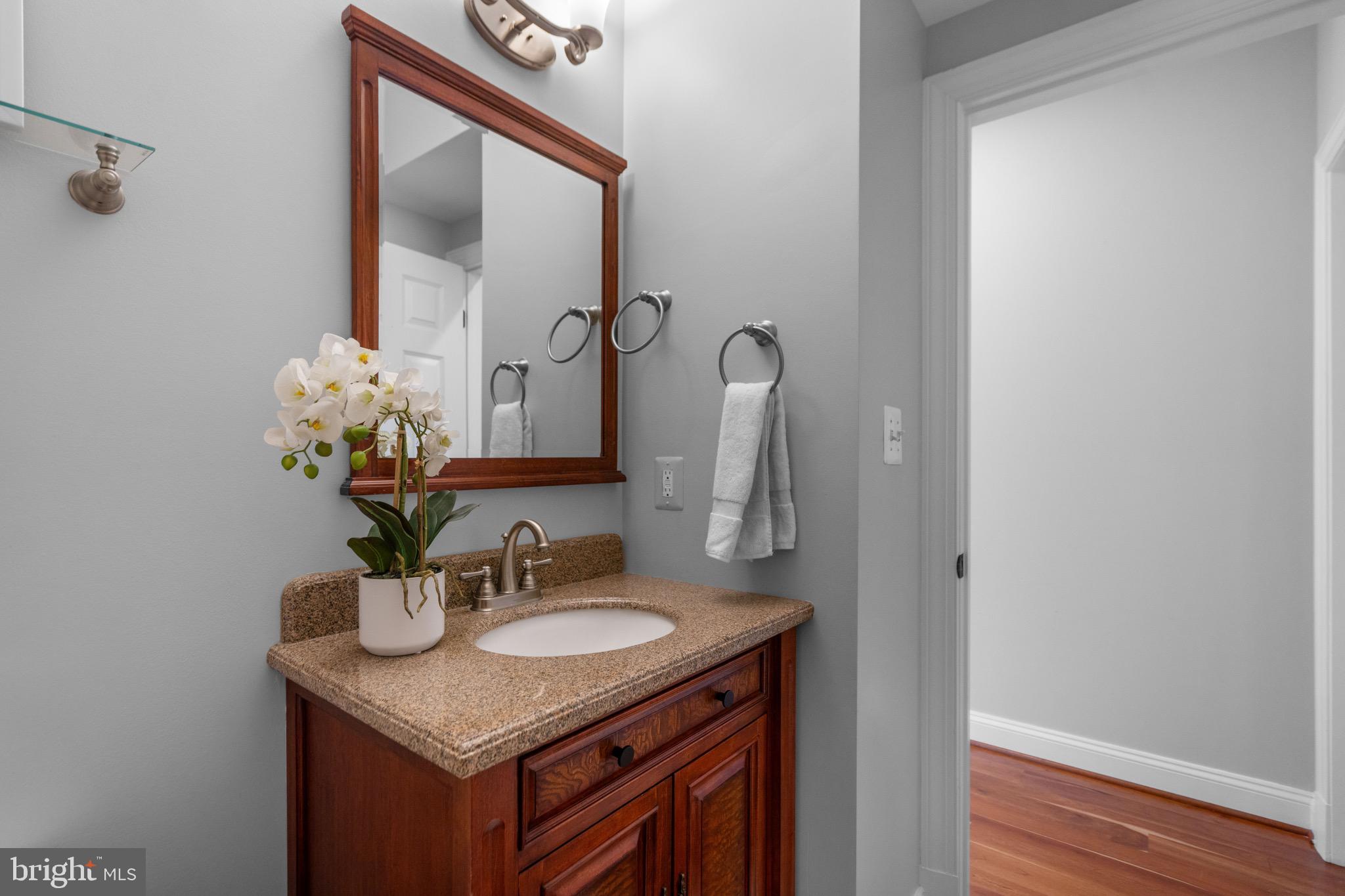 PEACOCK - Residential