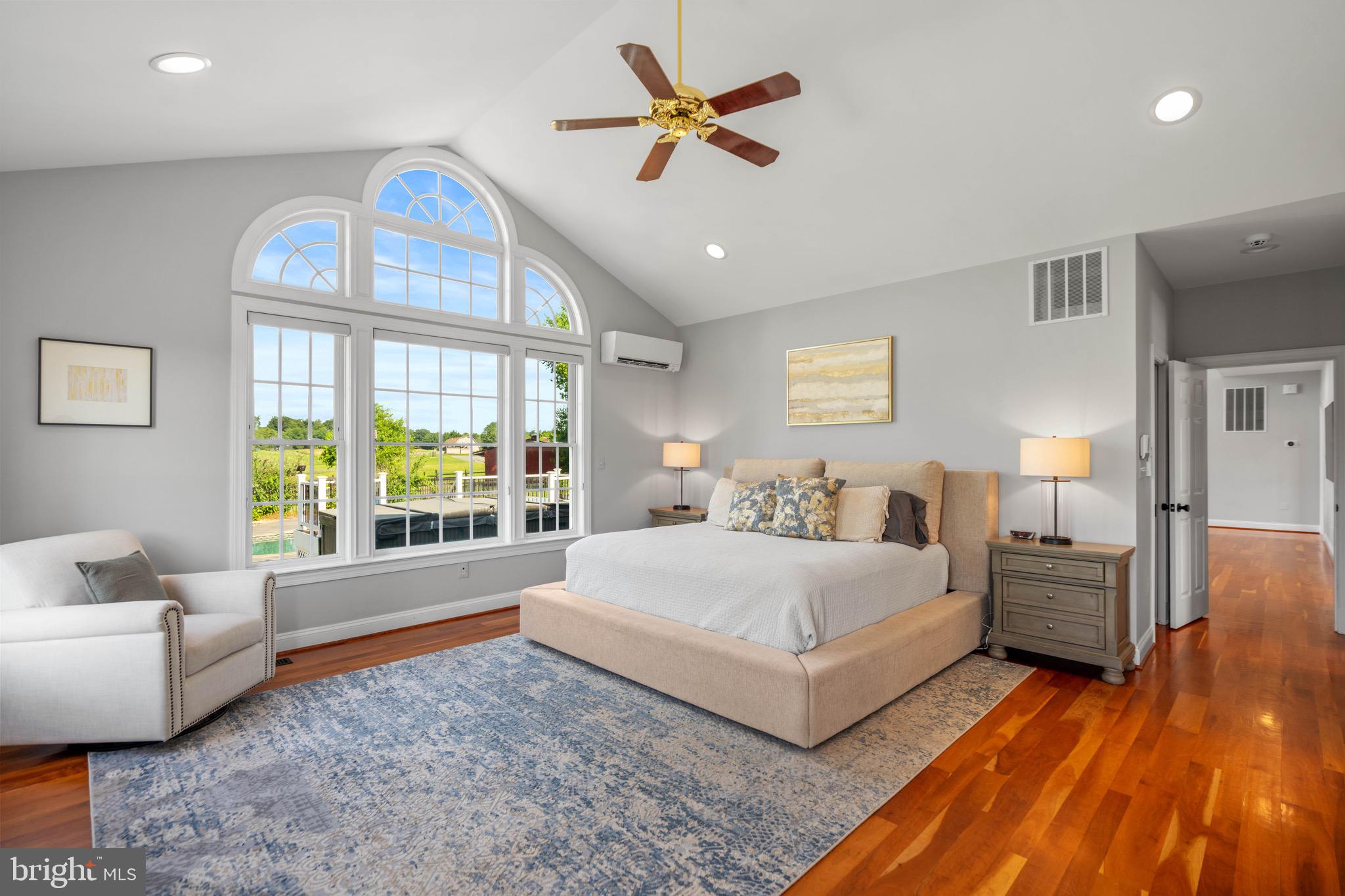 PEACOCK - Residential