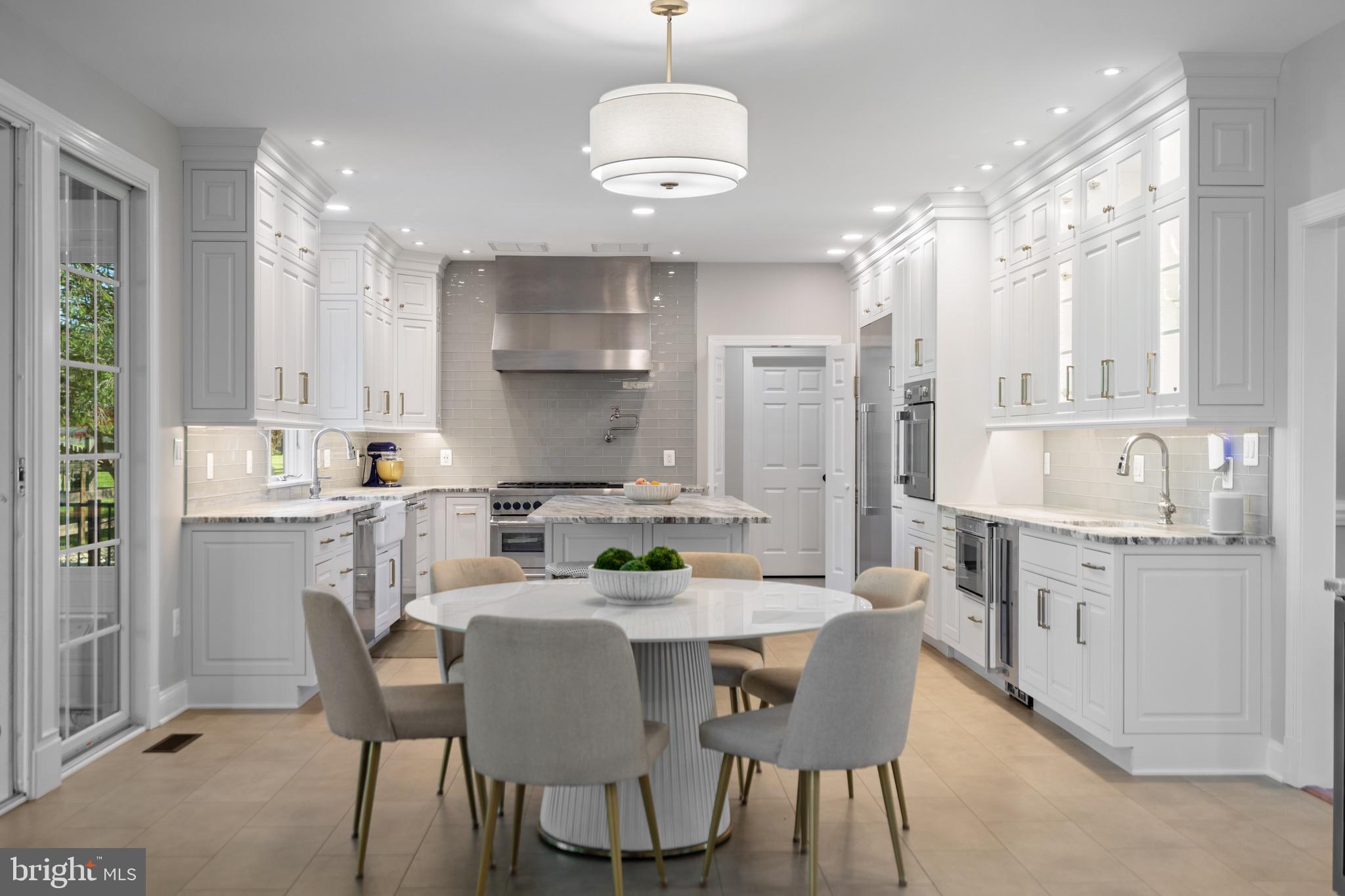 PEACOCK - Residential