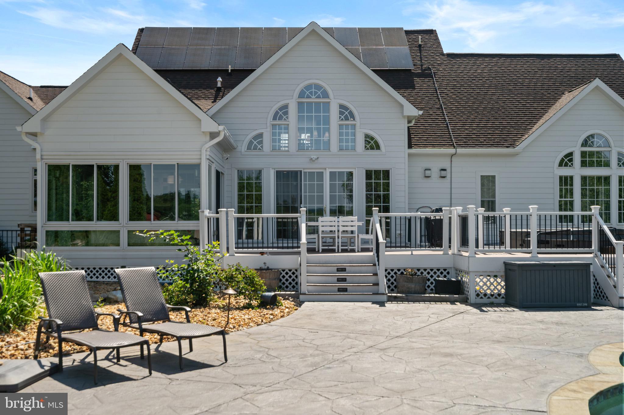 PEACOCK - Residential