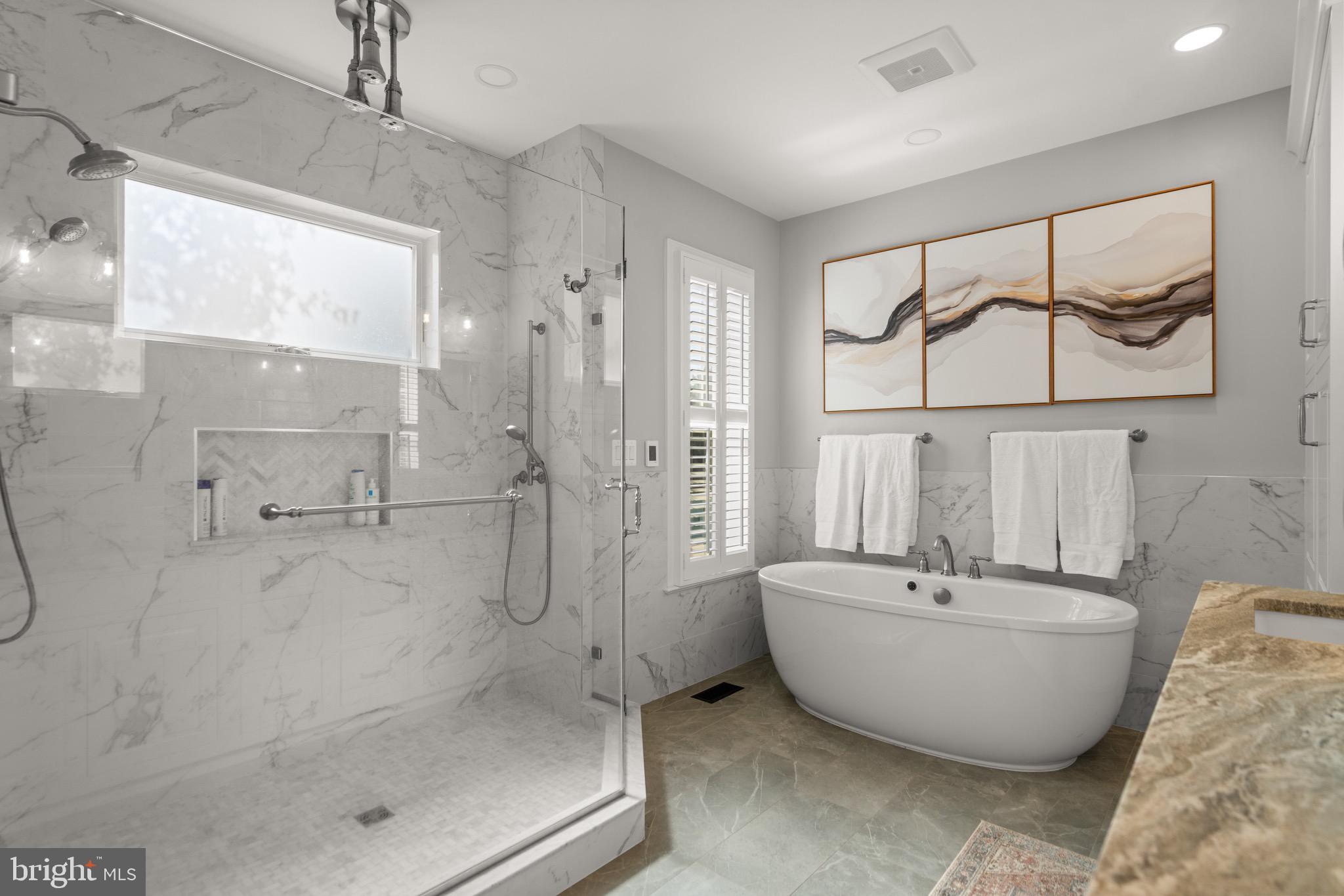 PEACOCK - Residential