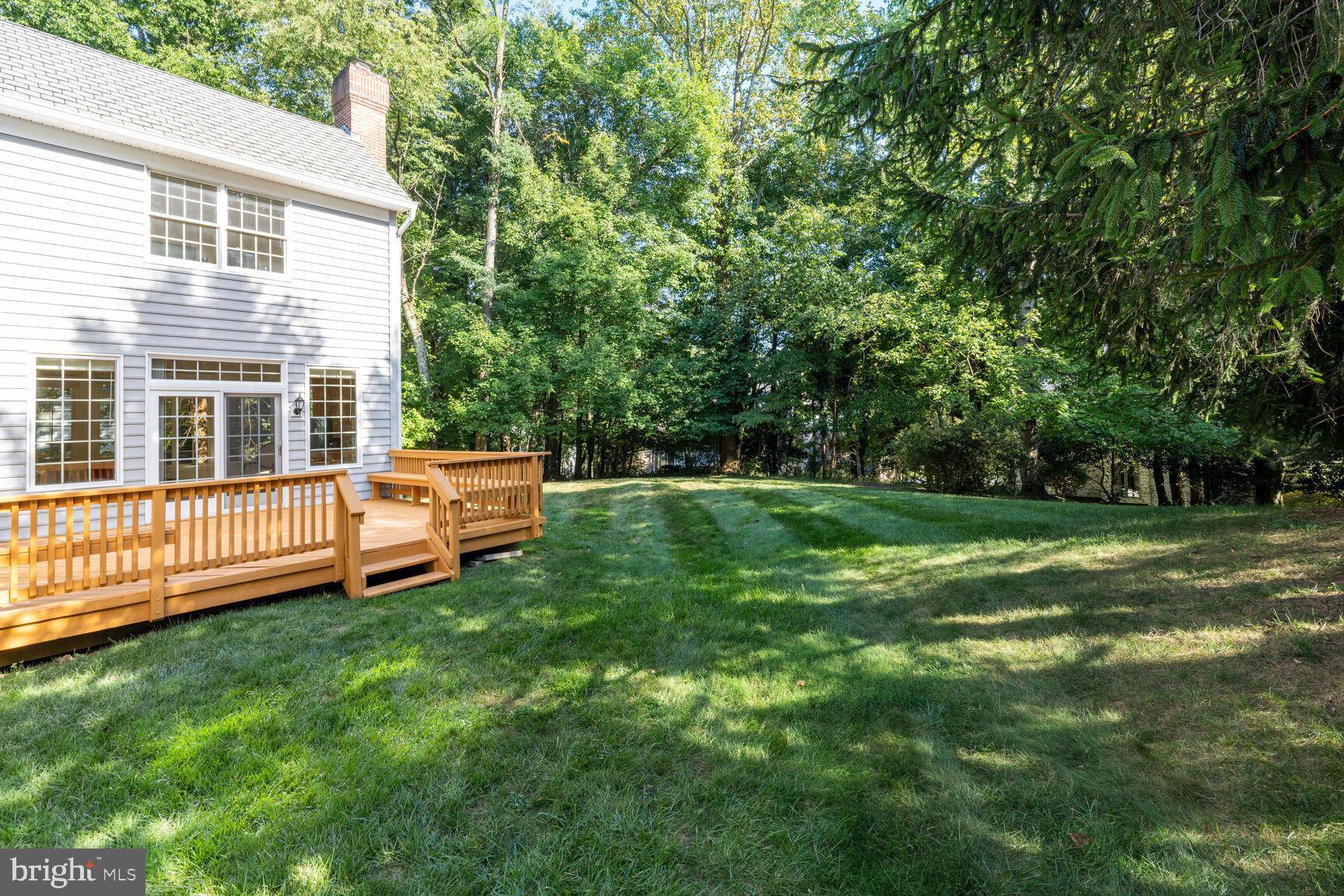 PINE KNOLLS - Residential