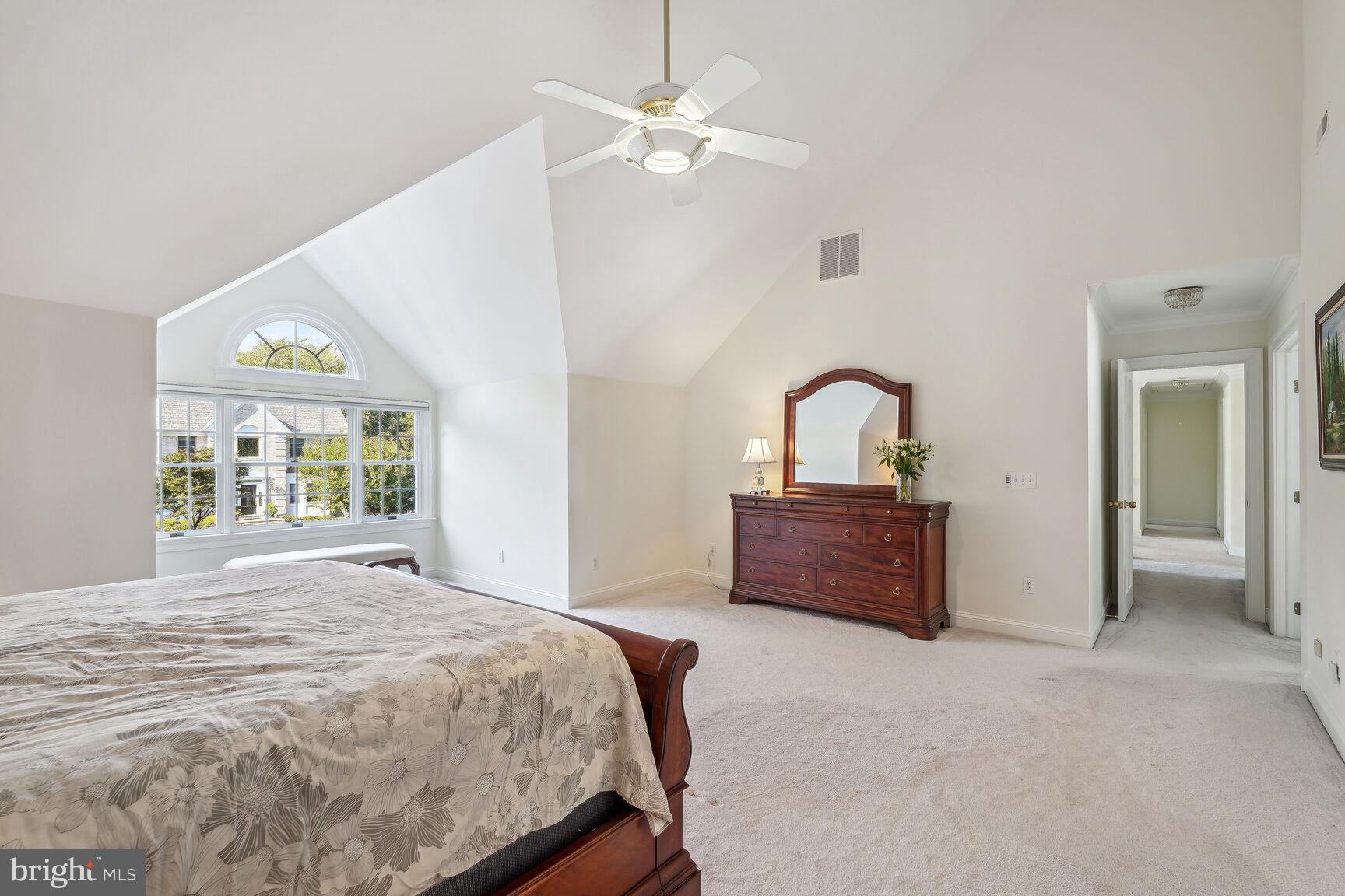 PINE KNOLLS - Residential