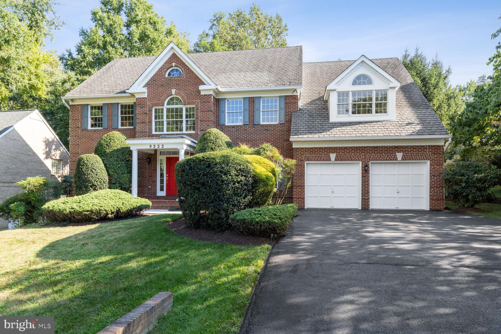 PINE KNOLLS - Residential