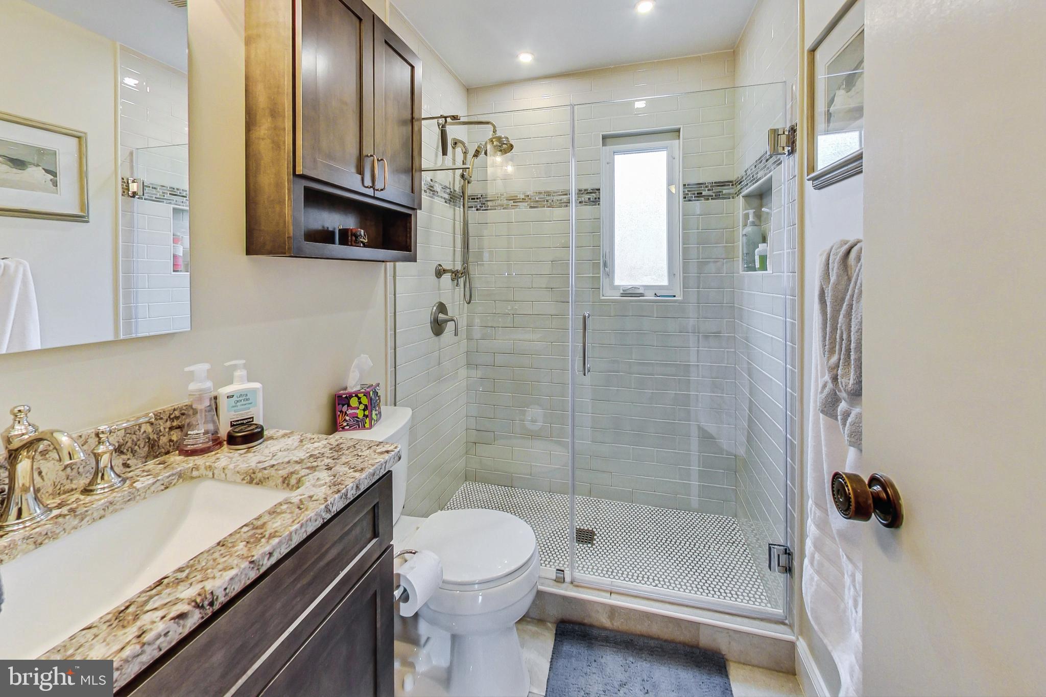 INDIAN SPRING HILLS - Residential Lease