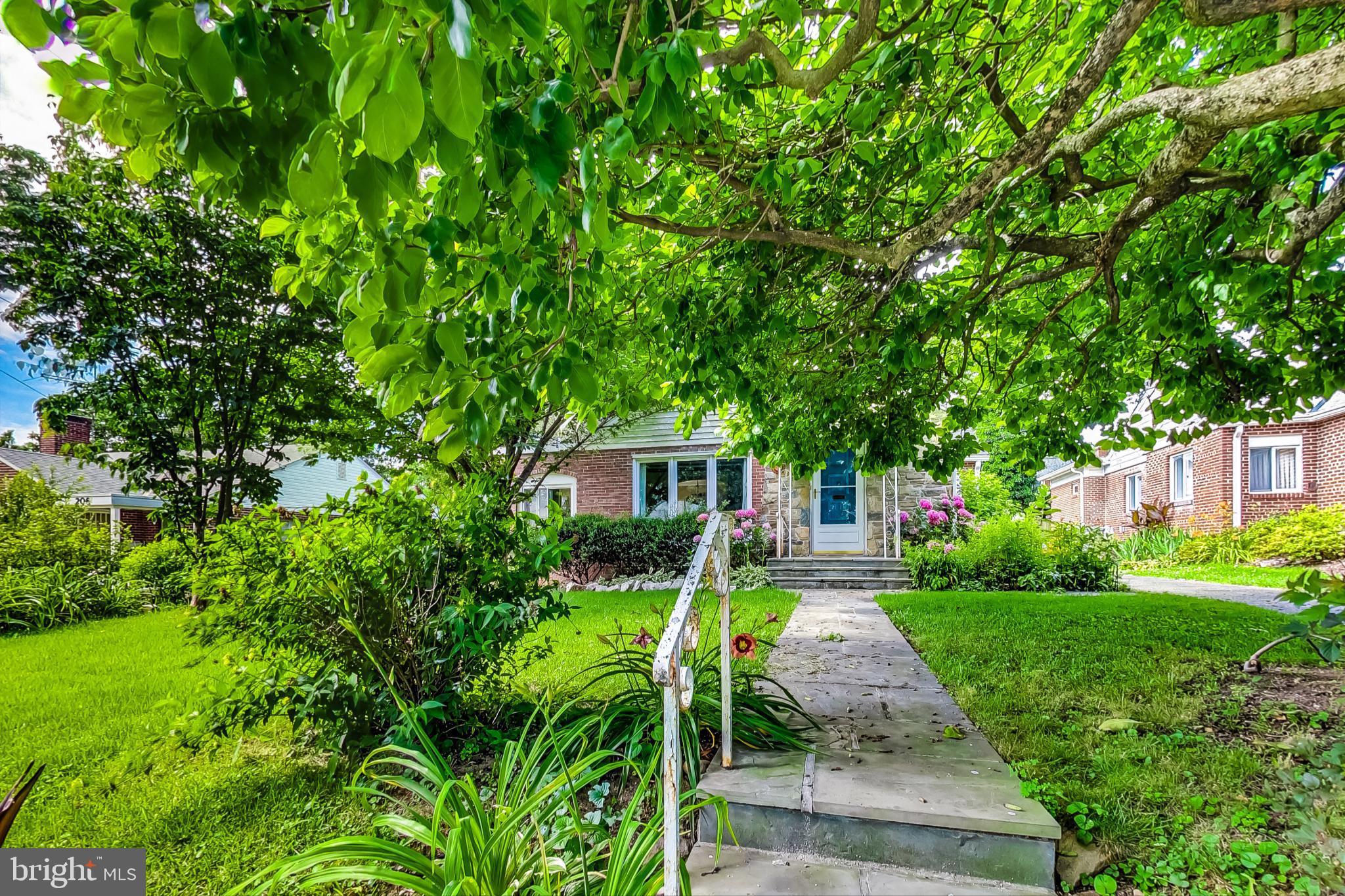 INDIAN SPRING HILLS - Residential Lease