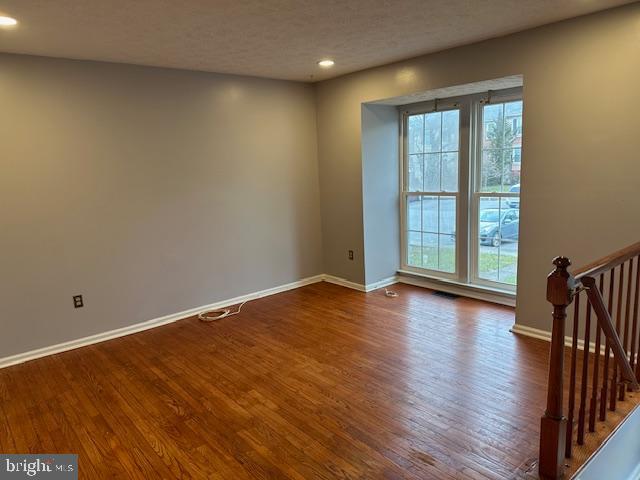 AVONDALE - Residential