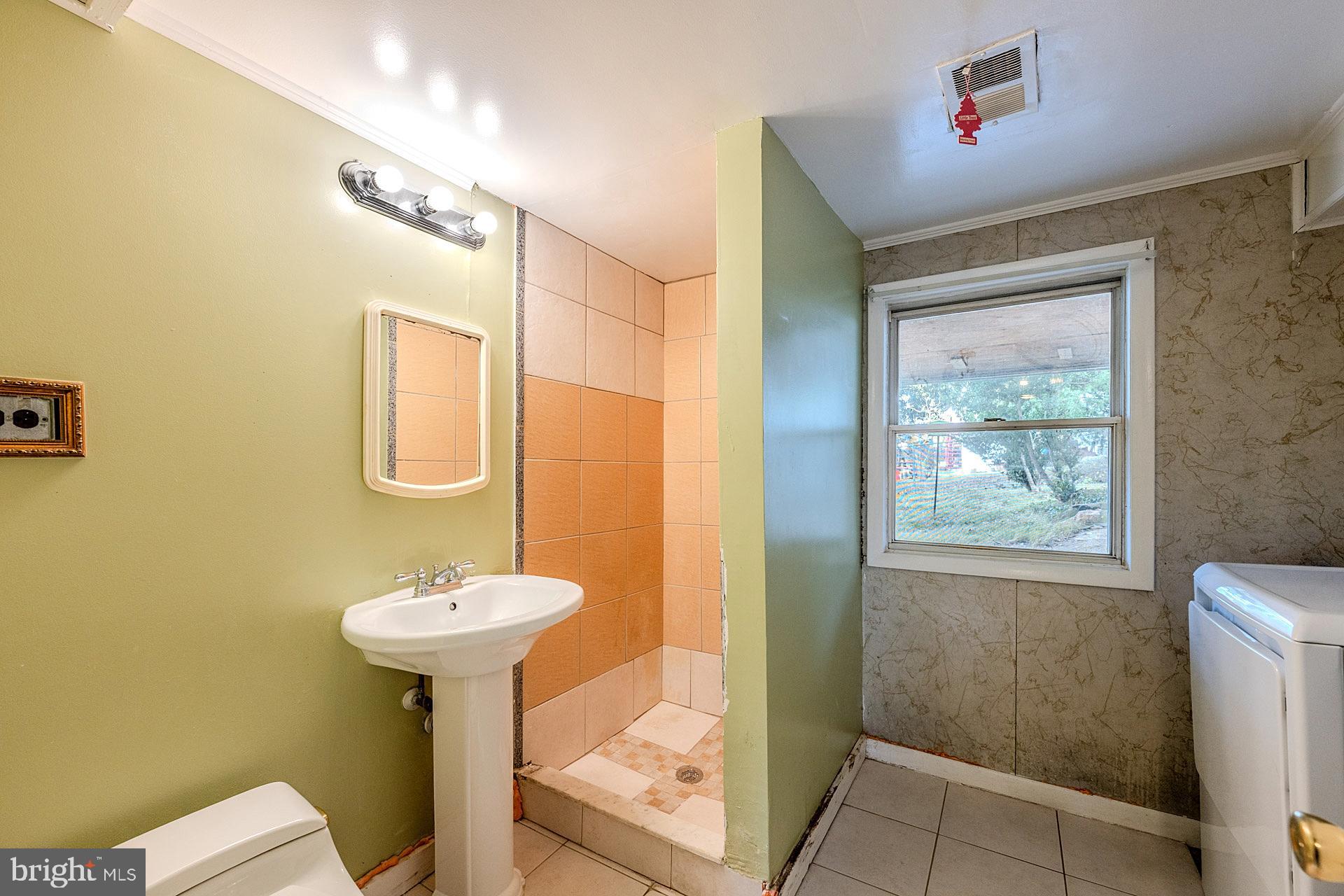 HIGHVIEW PARK - Residential