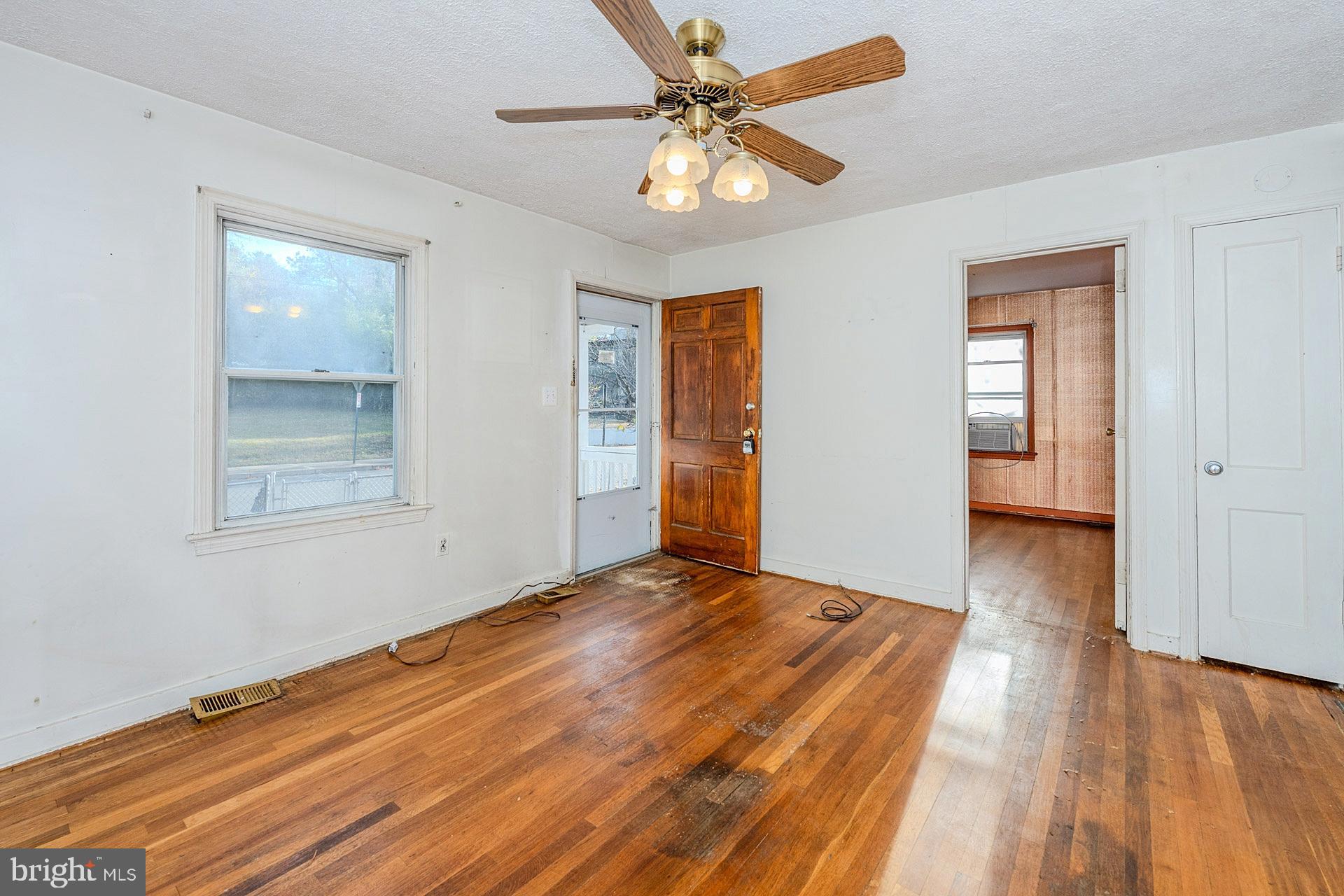 HIGHVIEW PARK - Residential