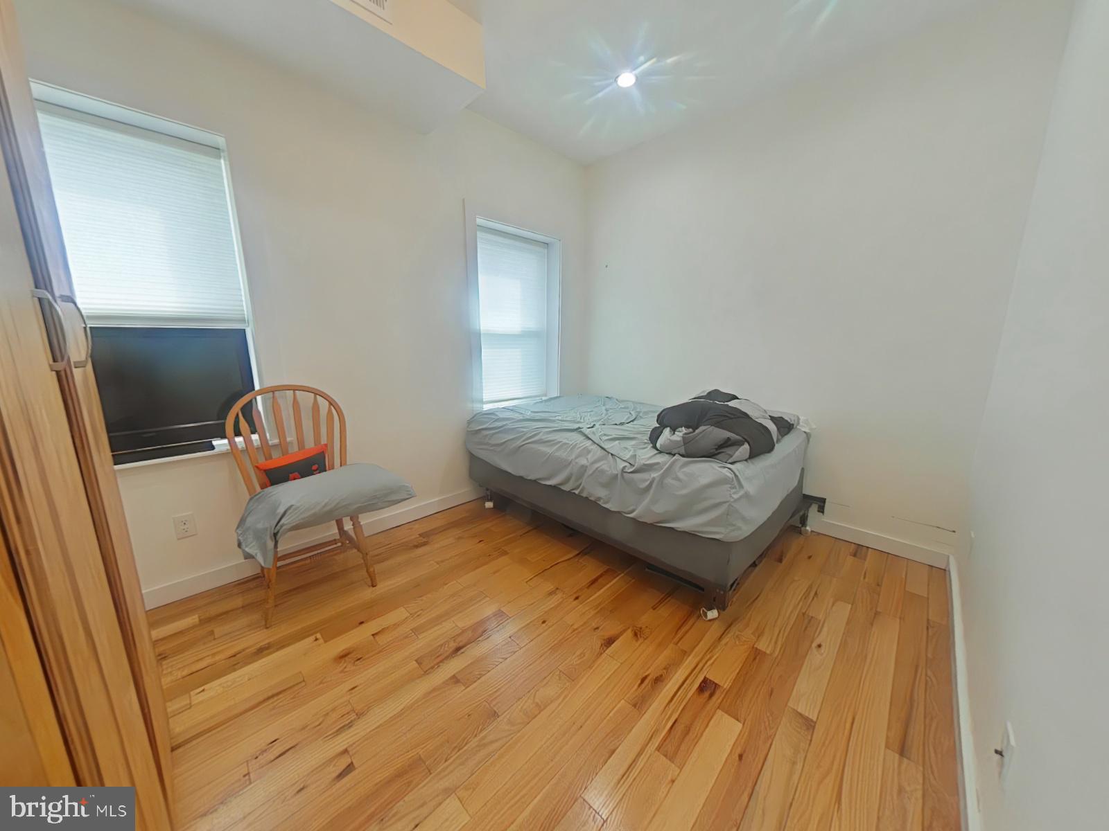 FAIRMOUNT - Residential