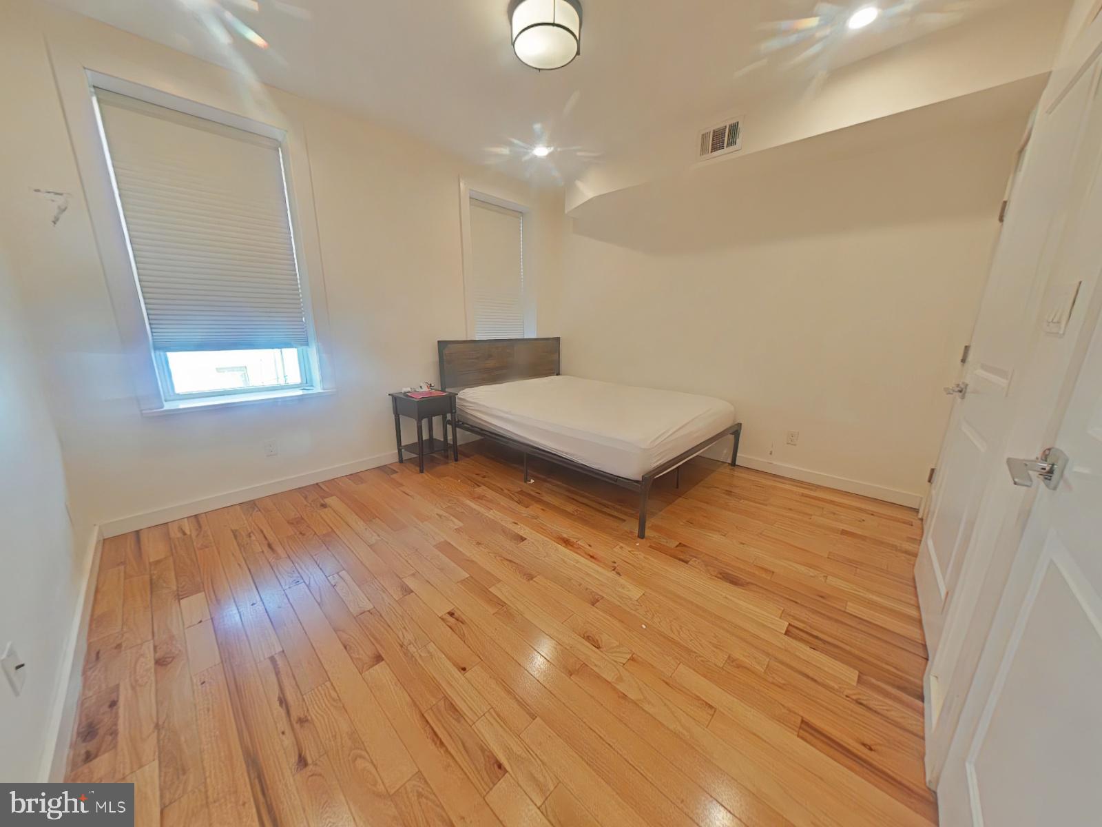 FAIRMOUNT - Residential
