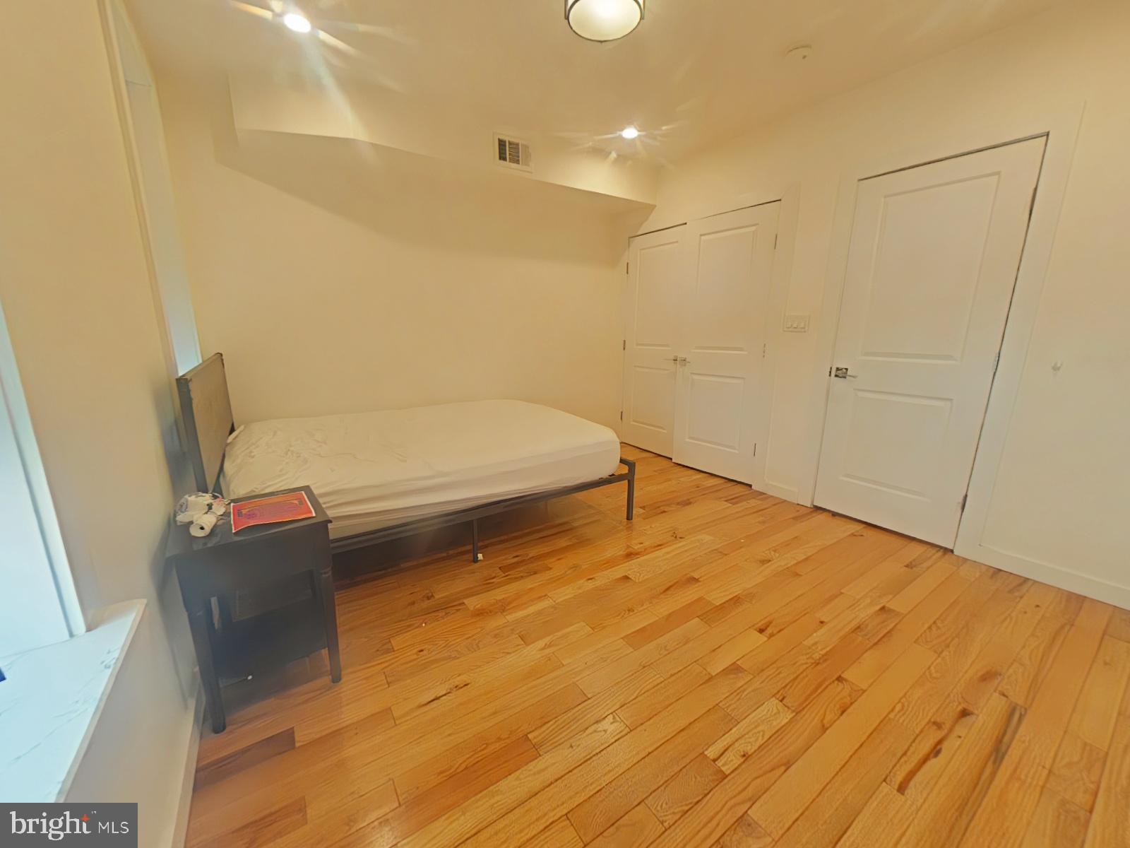 FAIRMOUNT - Residential