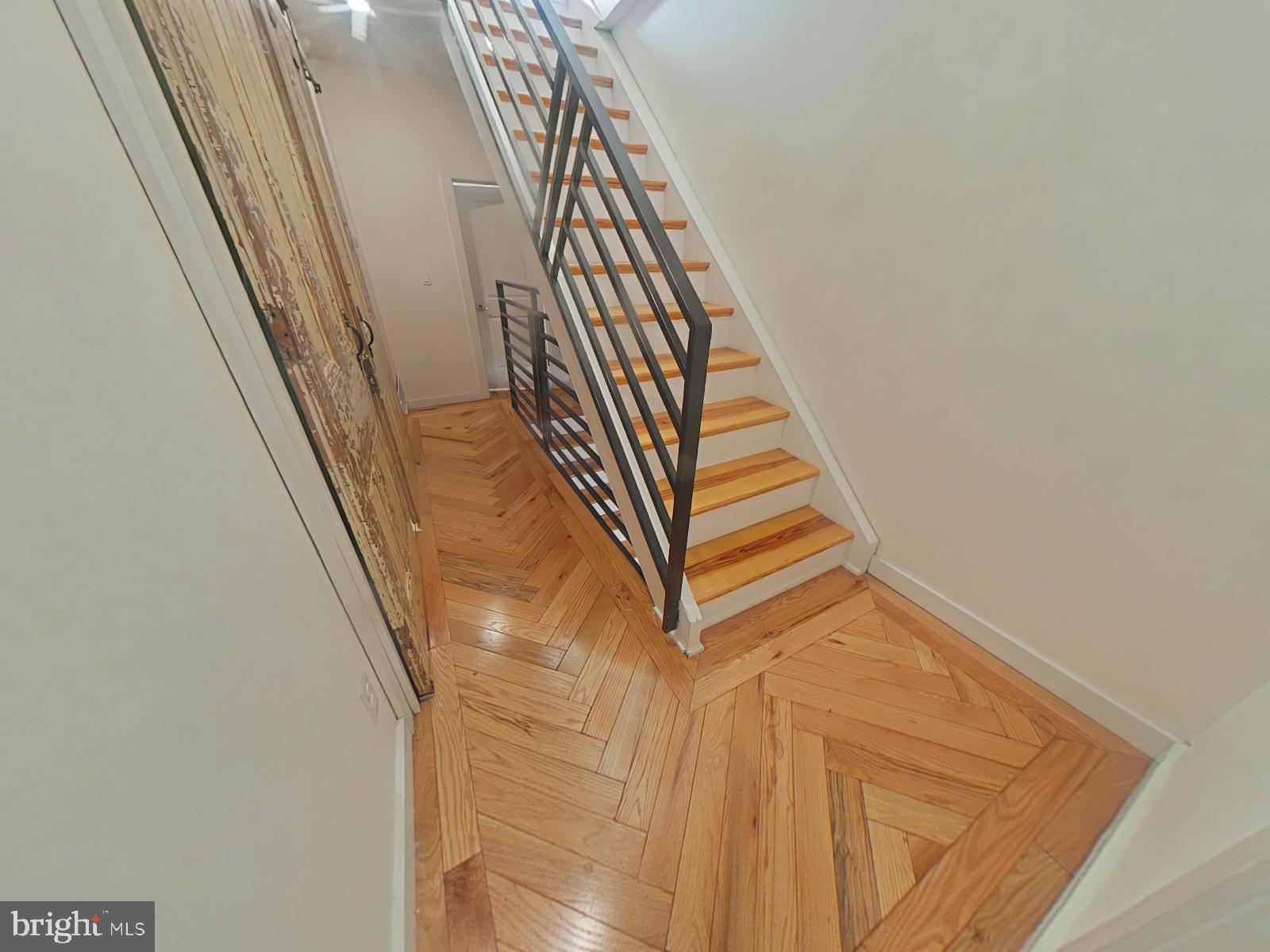 FAIRMOUNT - Residential