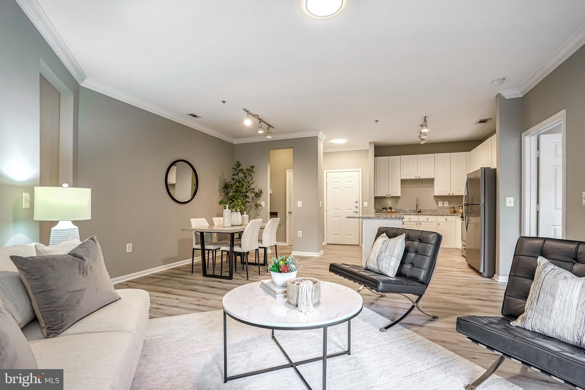MARQUIS AT VIENNA STATION - Residential