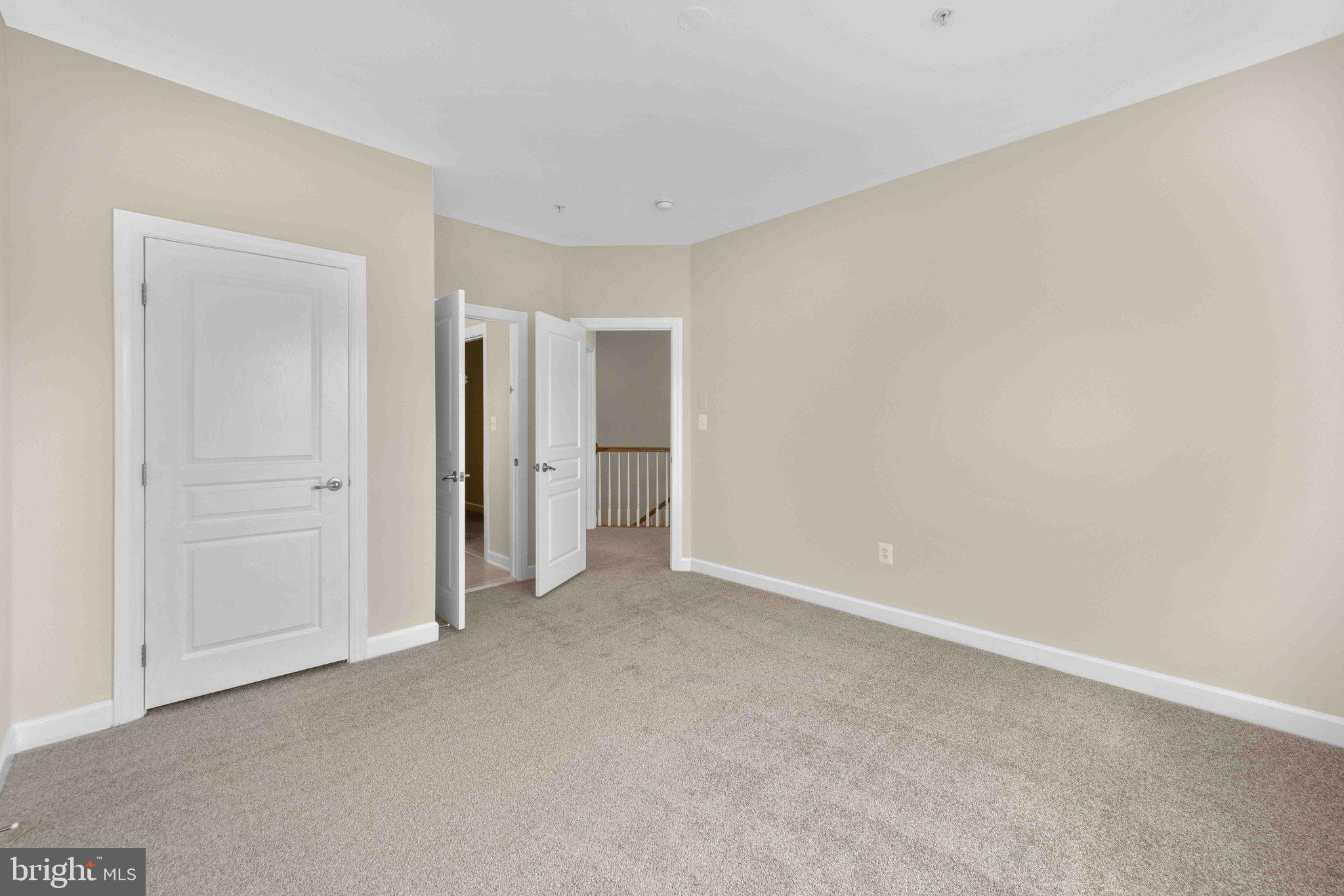 OAK CREEK CLUB GOLF COURSE - Residential