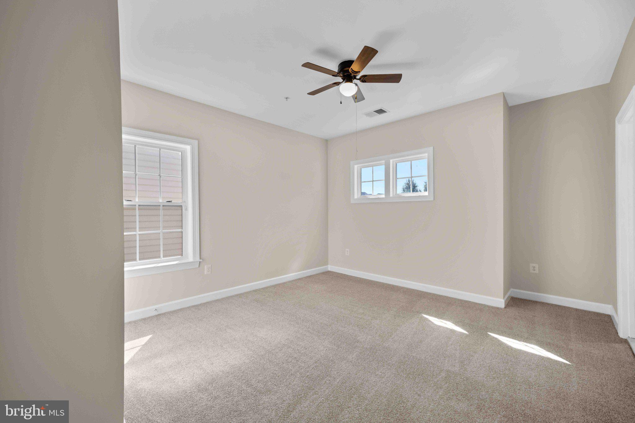 OAK CREEK CLUB GOLF COURSE - Residential